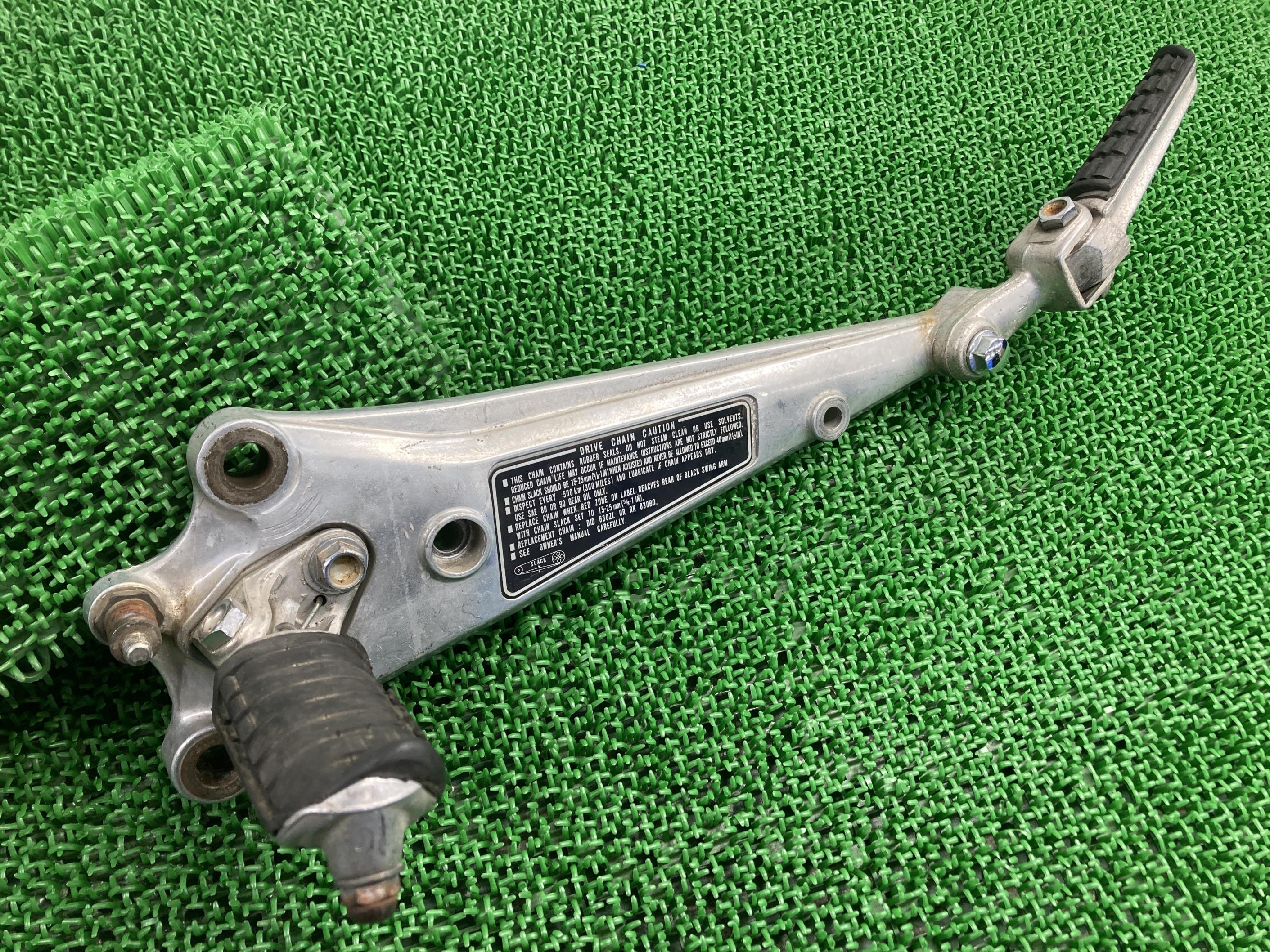 CBX1000ステッププレート左ホンダ純正バイク部品SC03メインステップタンデムステップペグ曲がり無し品薄車検Genuine【中古】 26