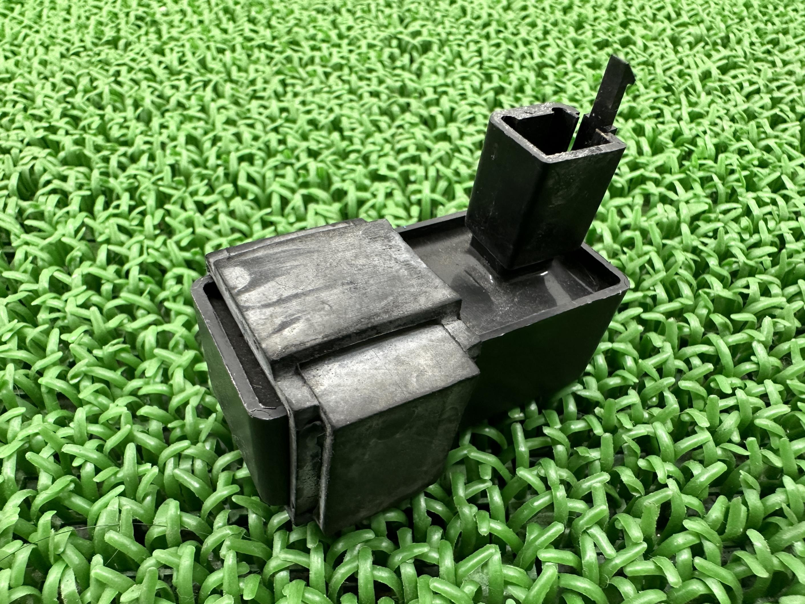 CB400SF エンジンストップリレー ホンダ 純正 バイク 部品 NC39 CB750 教習車 コントロールリレー 機能..