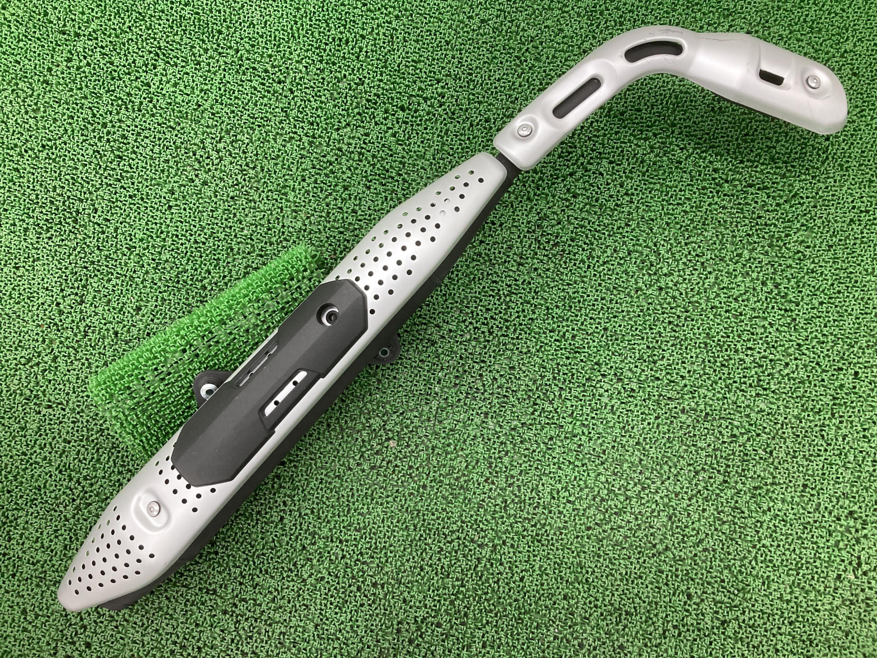 CT125ハンターカブ マフラー ホンダ 純正 バイク 部品 JA55 JA65 HunterCub ヒートガード 品薄 車検 Genuine 【中古】 42