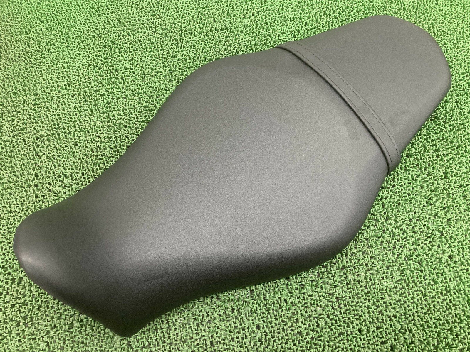 MT-09 シート B7N RN69J-000*** ヤマハ 純正 バイク 部品 2021年式外し RN69J シートバンド カスタム素材に 破れ無し 車検 Genuine 【中古】 Wc