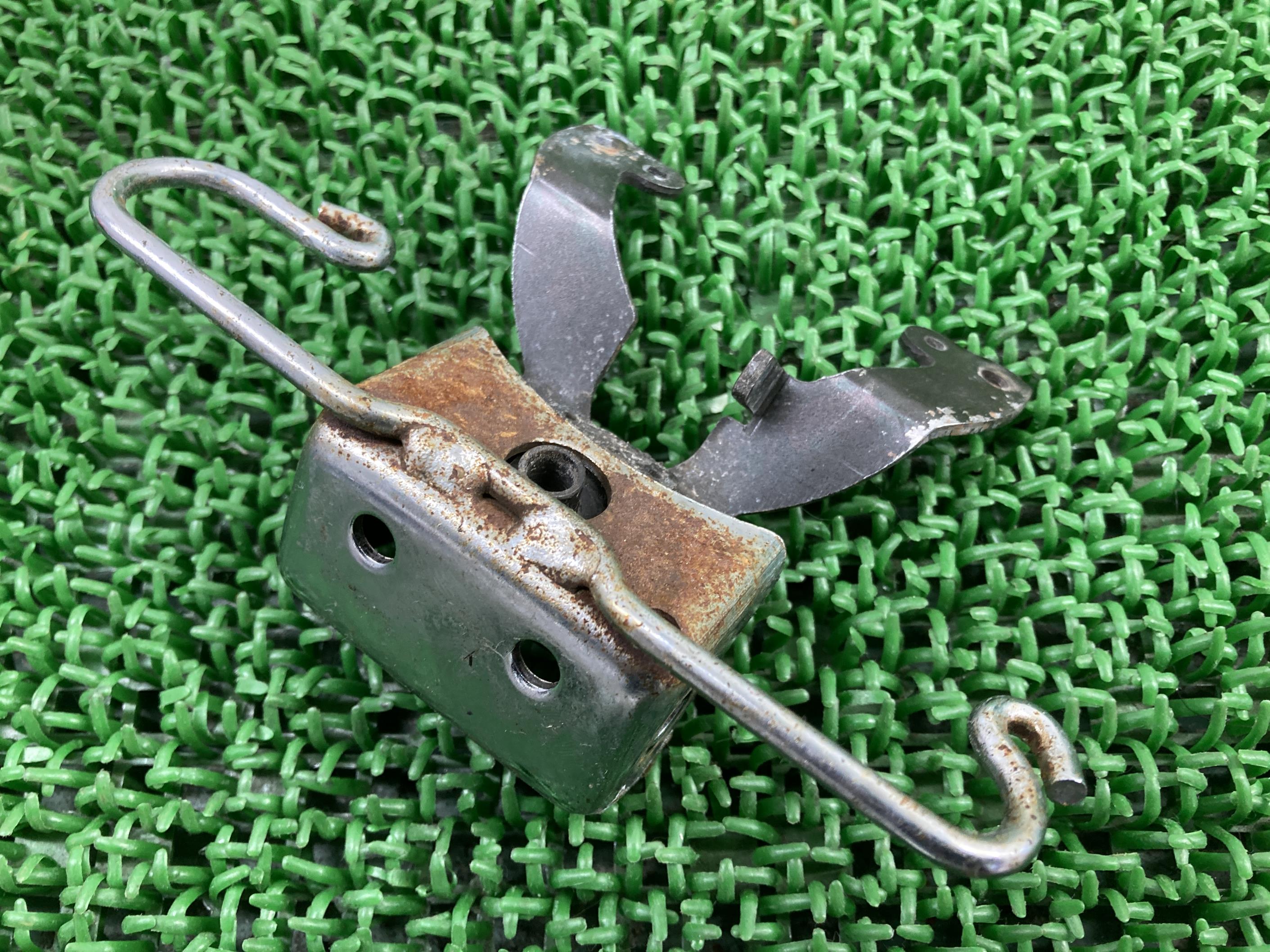 スティード400スピードメーターステーホンダ純正バイク部品NC26STEED400曲がり無し品薄希少品車検Genuine【中古】 49