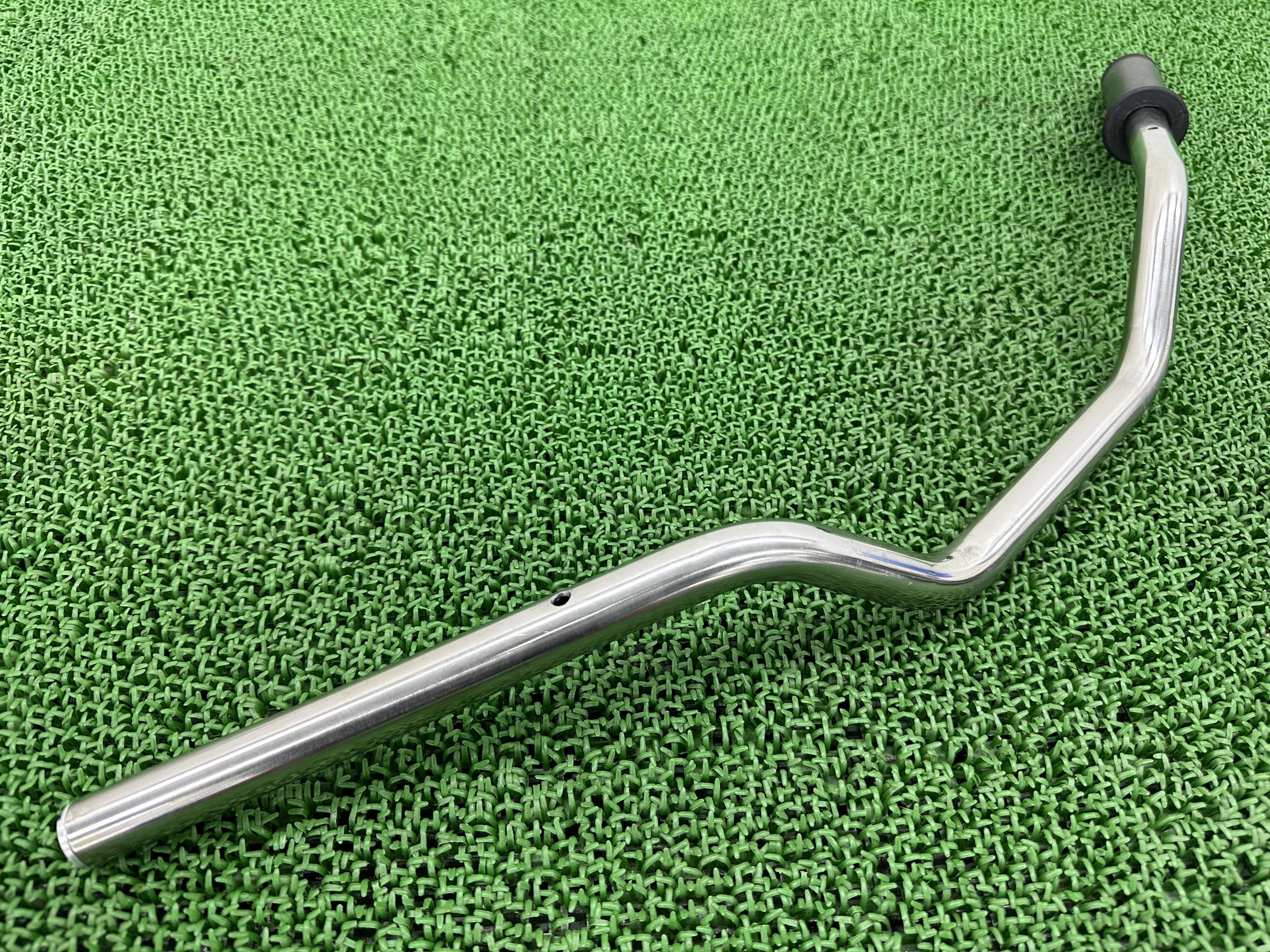 W800ハンドル社外バイク部品EJ800φ22.2mm幅730mmローアップハンドル曲がり無しエストレヤ【中古】 96