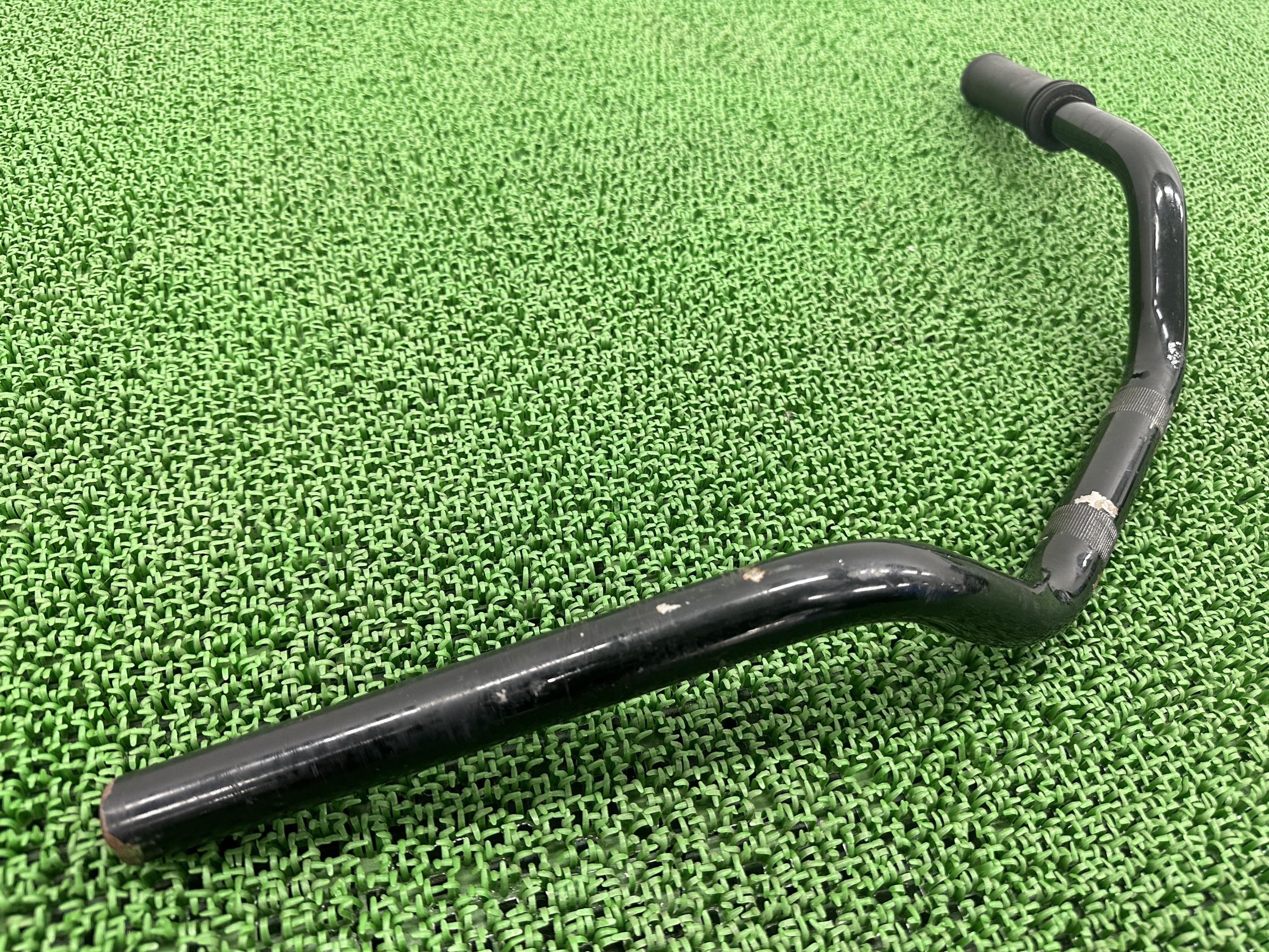 ハーレーハンドル黒社外バイク部品φ25.4mm幅680mm1インチプルバックハンドルディンプル有曲がり無しスポーツスター【中古】 84