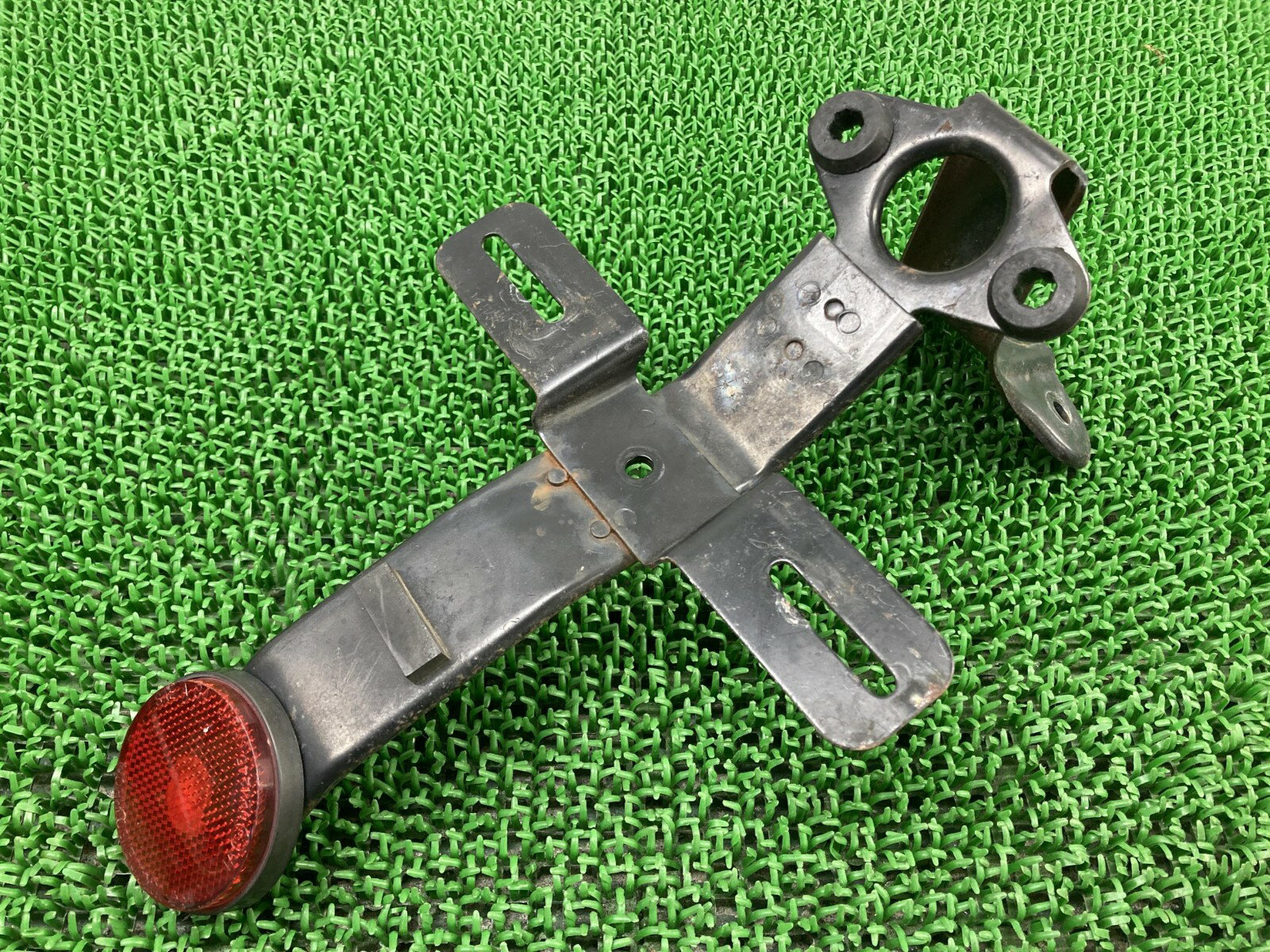 ST250テールランプステースズキ純正バイク部品NJ4AAタイプEテールランプステー曲がり無し品薄希少品車検Genuine【中古】