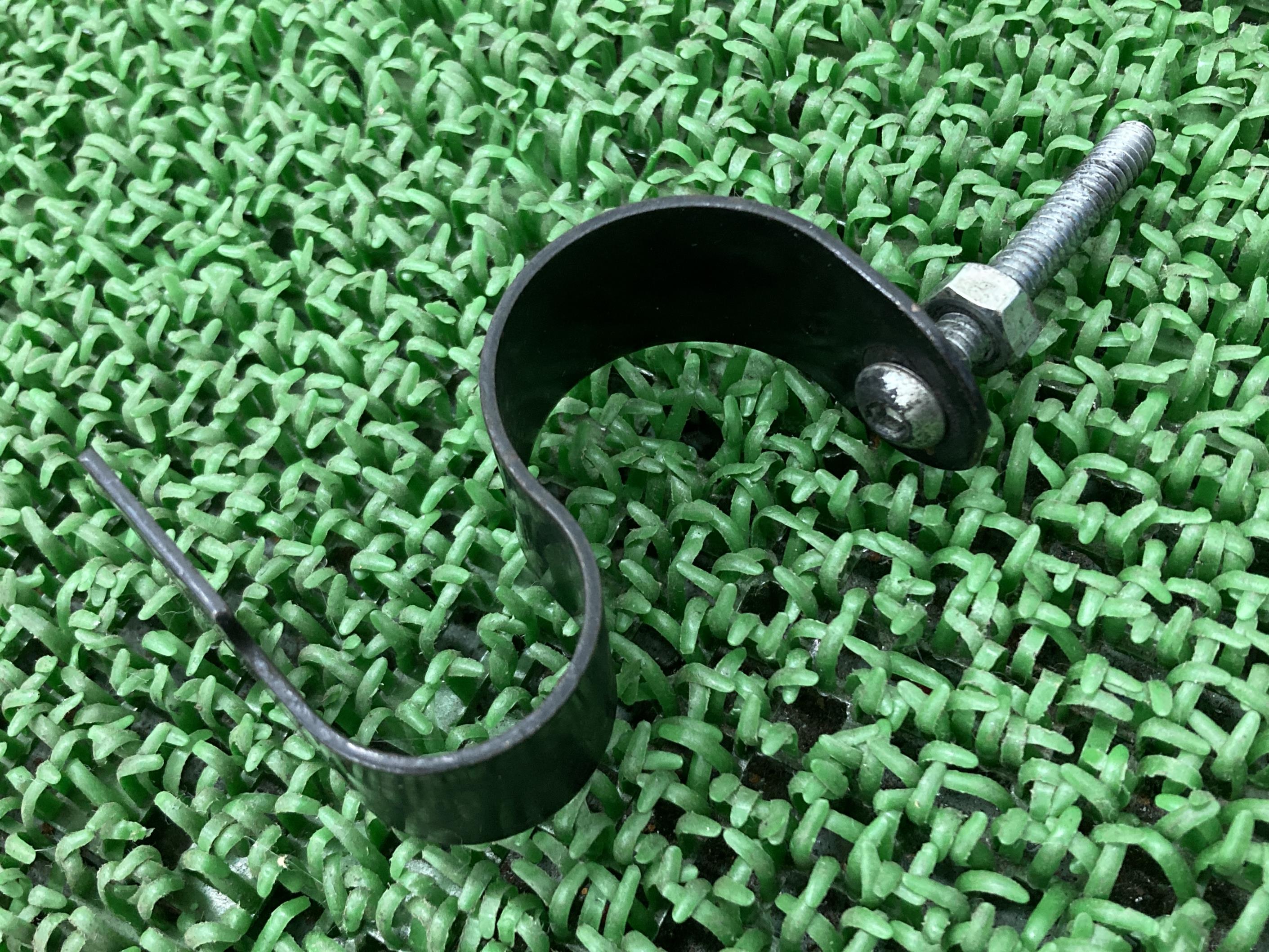 ソフテイルスピードメーターブラケットハーレー純正バイク部品エボ96-99年インストゥルメントパネルマウンティングブラケット曲がり無し車検Genuine【中古】 ...