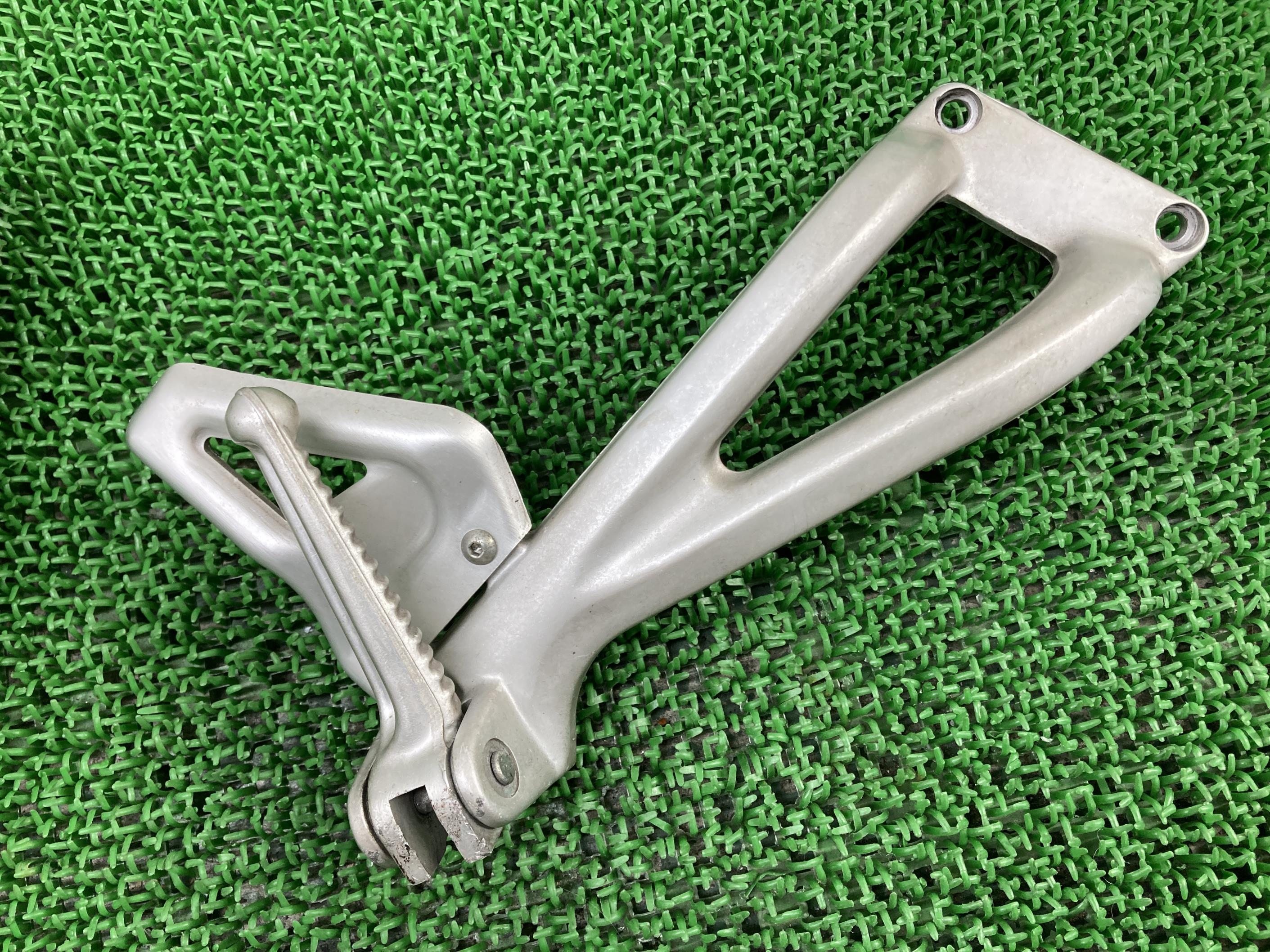 MS2RMS4Rタンデムステップ右ドゥカティ純正バイク部品モンスターMonsterコケキズ無し品薄希少品車検Genuine【中古】 47