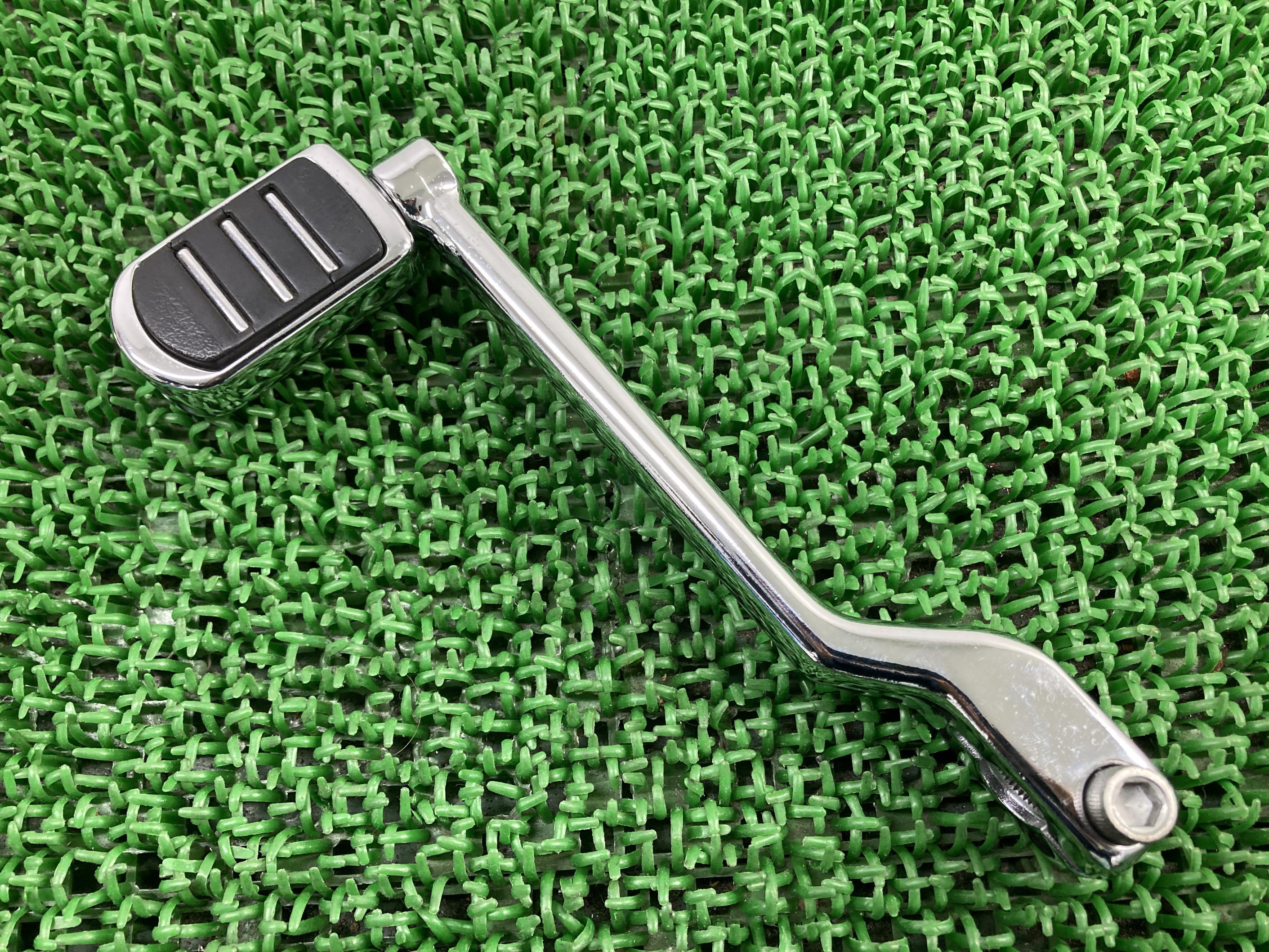 ソフテイルツーリングシフトペダルハーレー純正バイク部品チェンジペダル曲がり無し綺麗良品車検Genuine【中古】 23