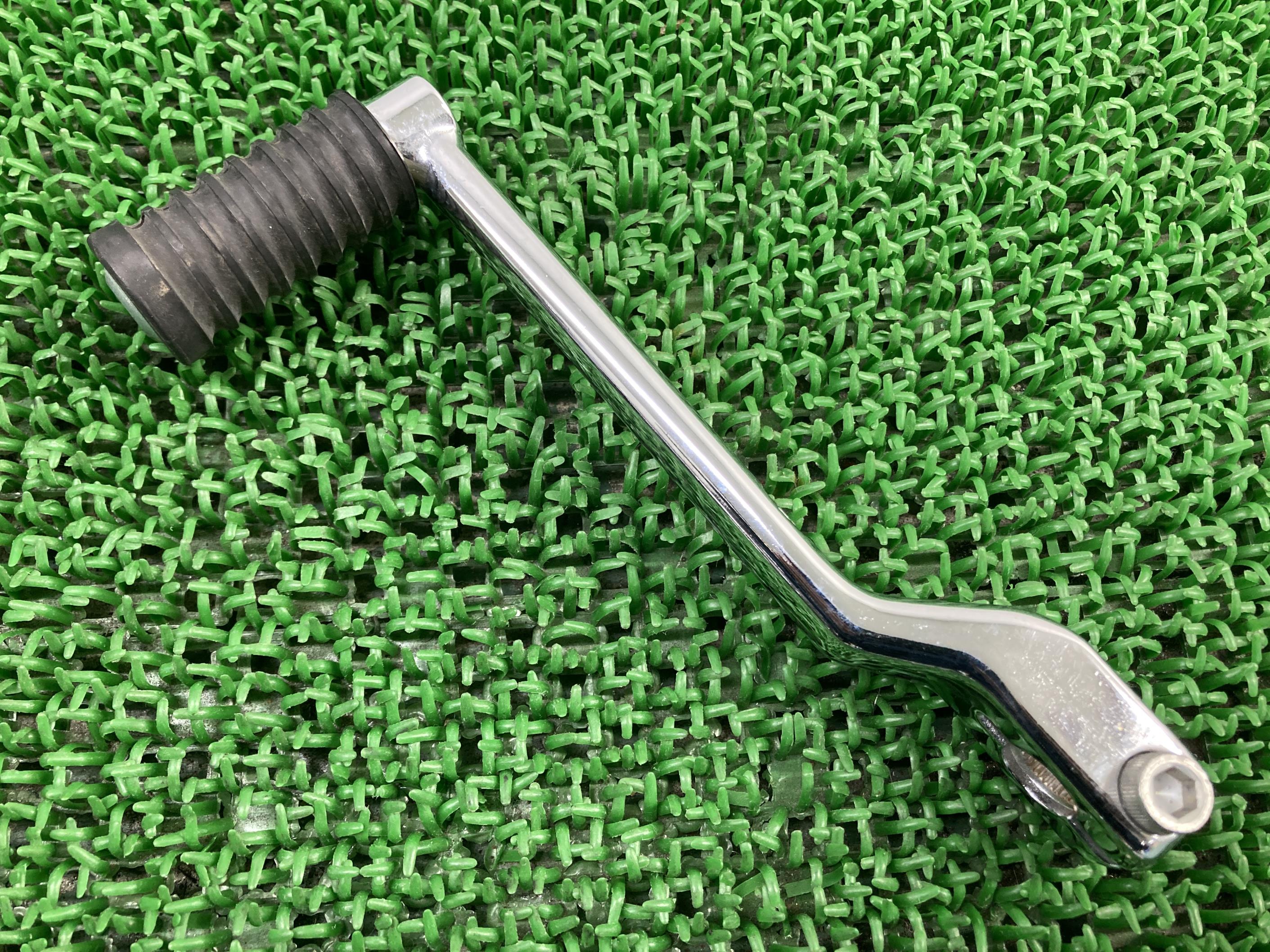 ソフテイルツーリングシフトペダルハーレー純正バイク部品シフトアームチェンジペダル曲がり無し車検Genuine【中古】 33