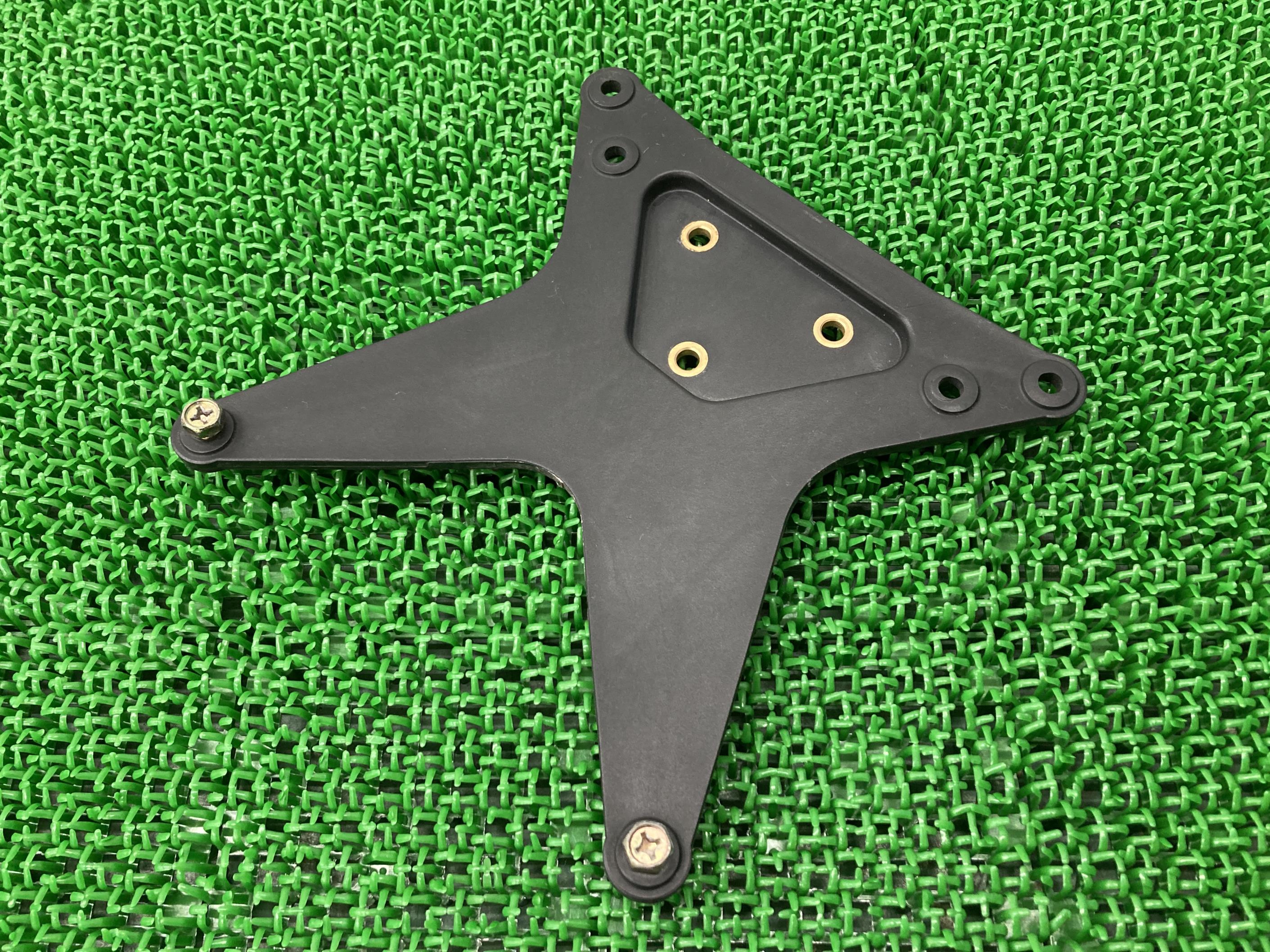 モンスター1200S ナンバーホルダー ドゥカティ 純正 バイク 部品 M1200S リアフェンダー 割れ欠け無し 品薄 車検 Genuine 【中古】 27