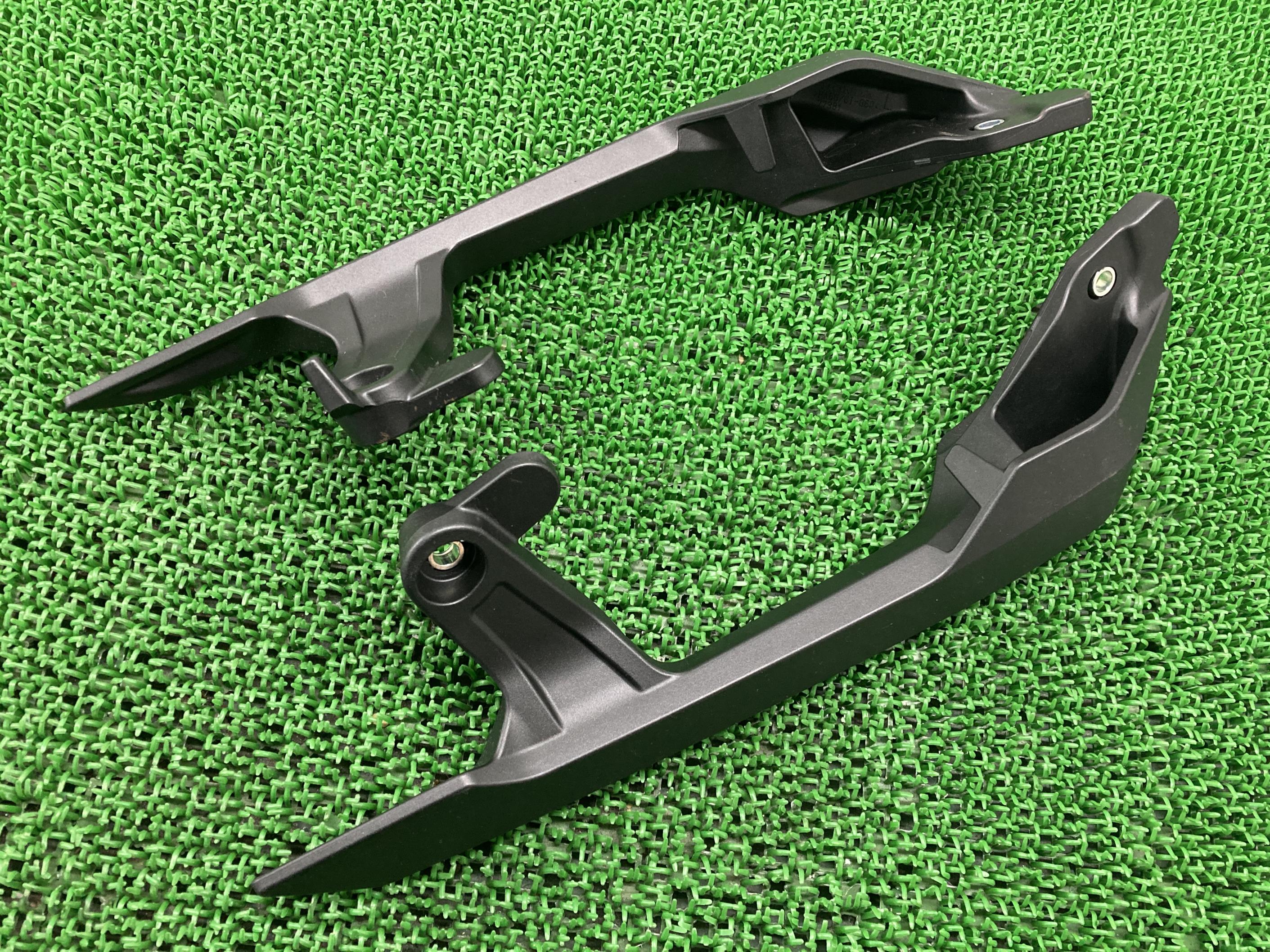 X-ADV グラブバー 左右 黒 ホンダ 純正 バイク 部品 RH10 タンデムグリップ アシストグリップ コンディ..