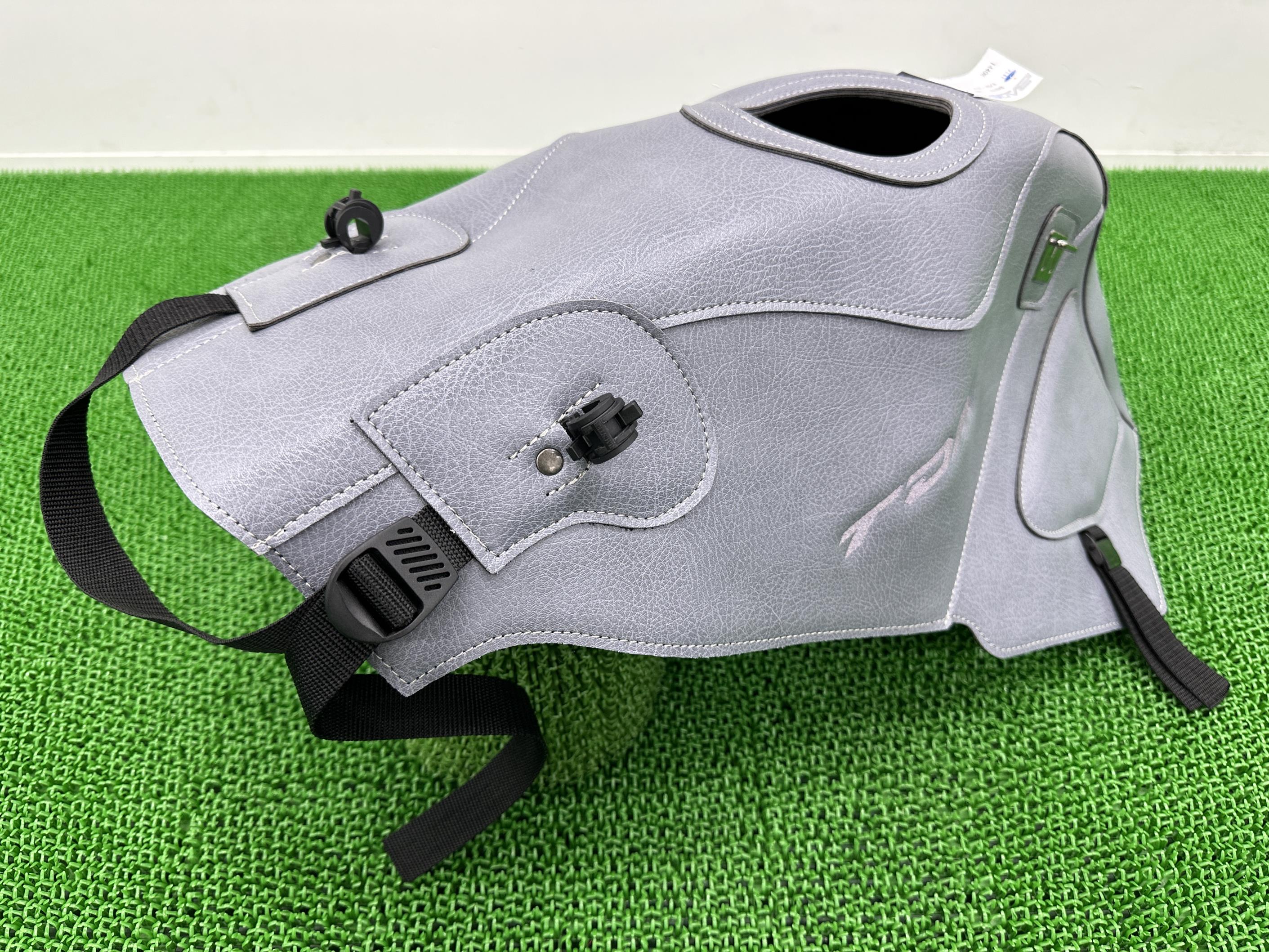 バグスター製TDM900タンクカバーグレー在庫有即納社外新品バイク部品02年〜12年PVCタンクバッグベース未使用品BAGSTARフランス製
