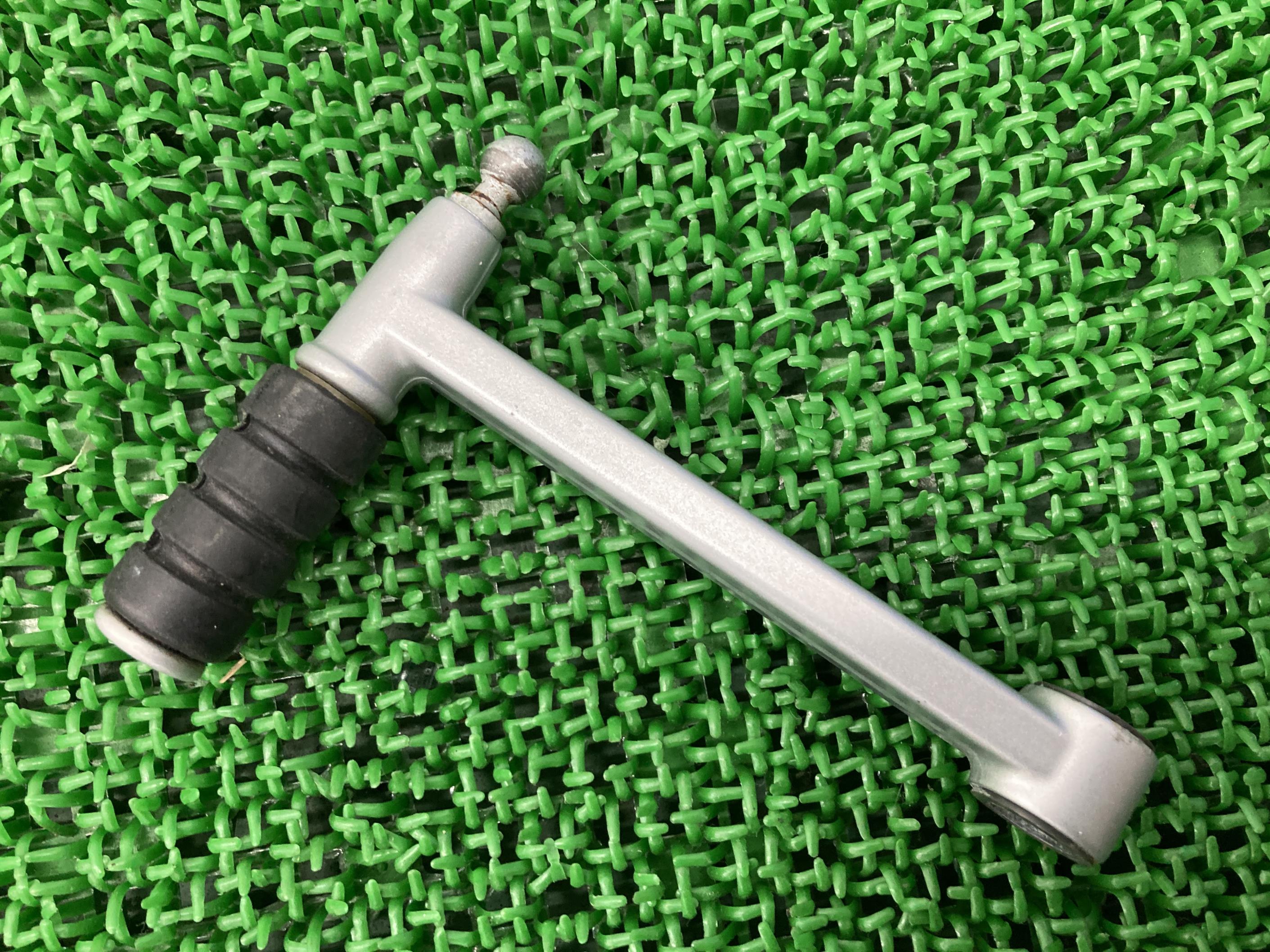 R1100S シフトペダル BMW 純正 バイク 部品 コンディション良好 品薄 希少品 車検 Genuine 【中古】 6