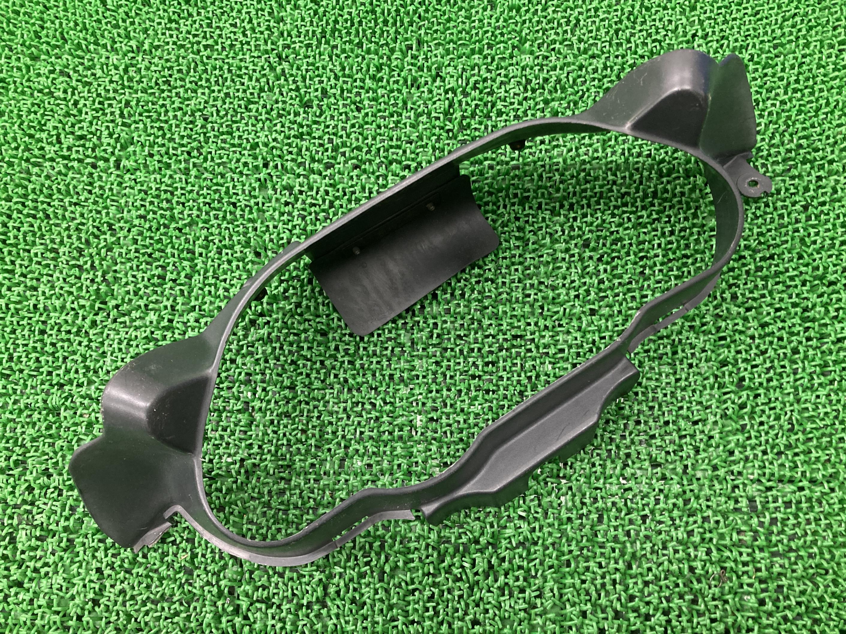 GPZ1100 メーターカバー 黒 カワサキ 純正 バイク 部品 ZX1100E ZXT10E メーターカウル パネル 修復素材に 車検 Genuine 【中古...