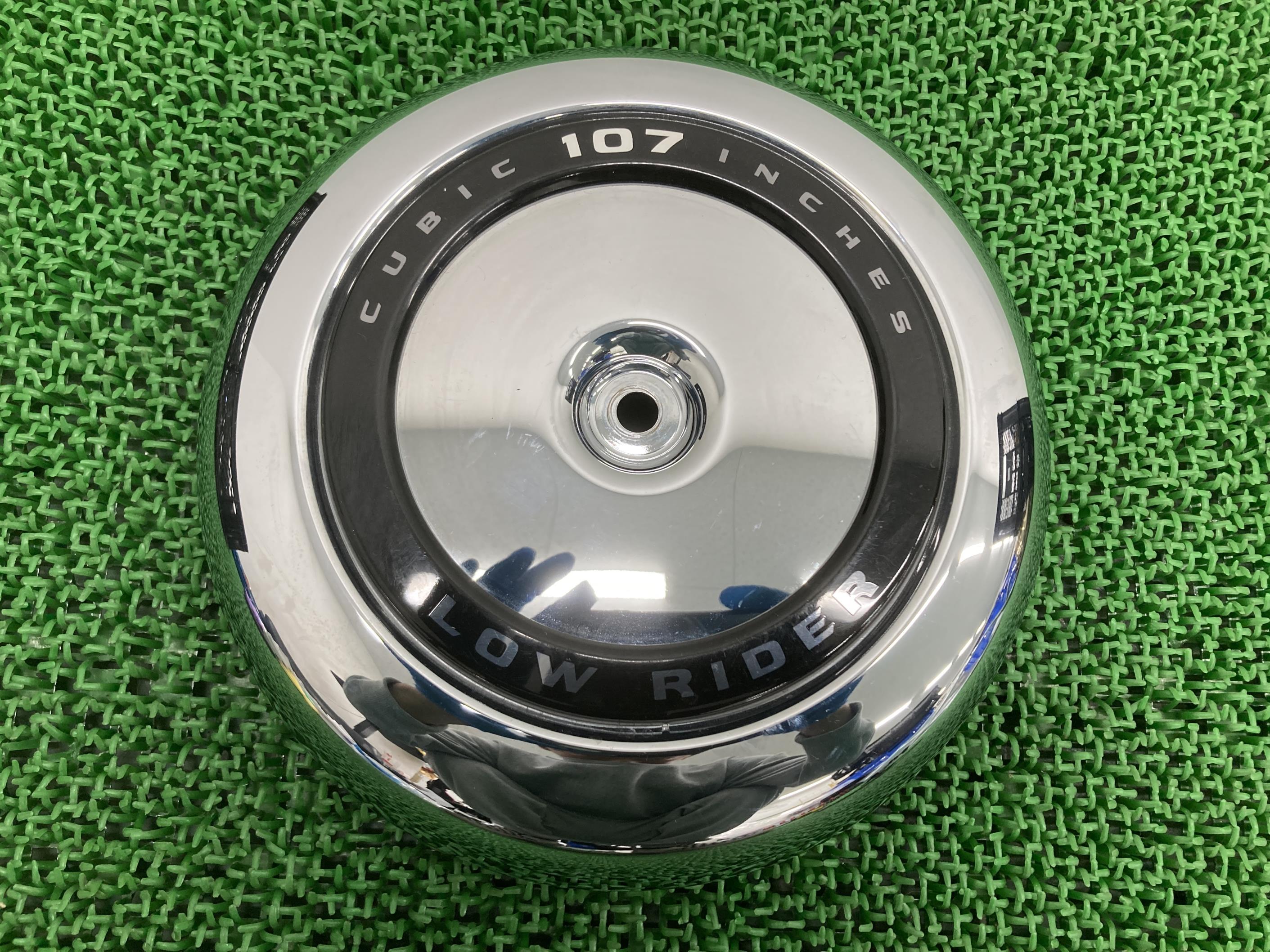 FXLR1750エアクリーナーカバーハーレー純正バイク部品ソフテイルローライダー割れ欠け無し品薄希少品車検Genuine【中古】 24