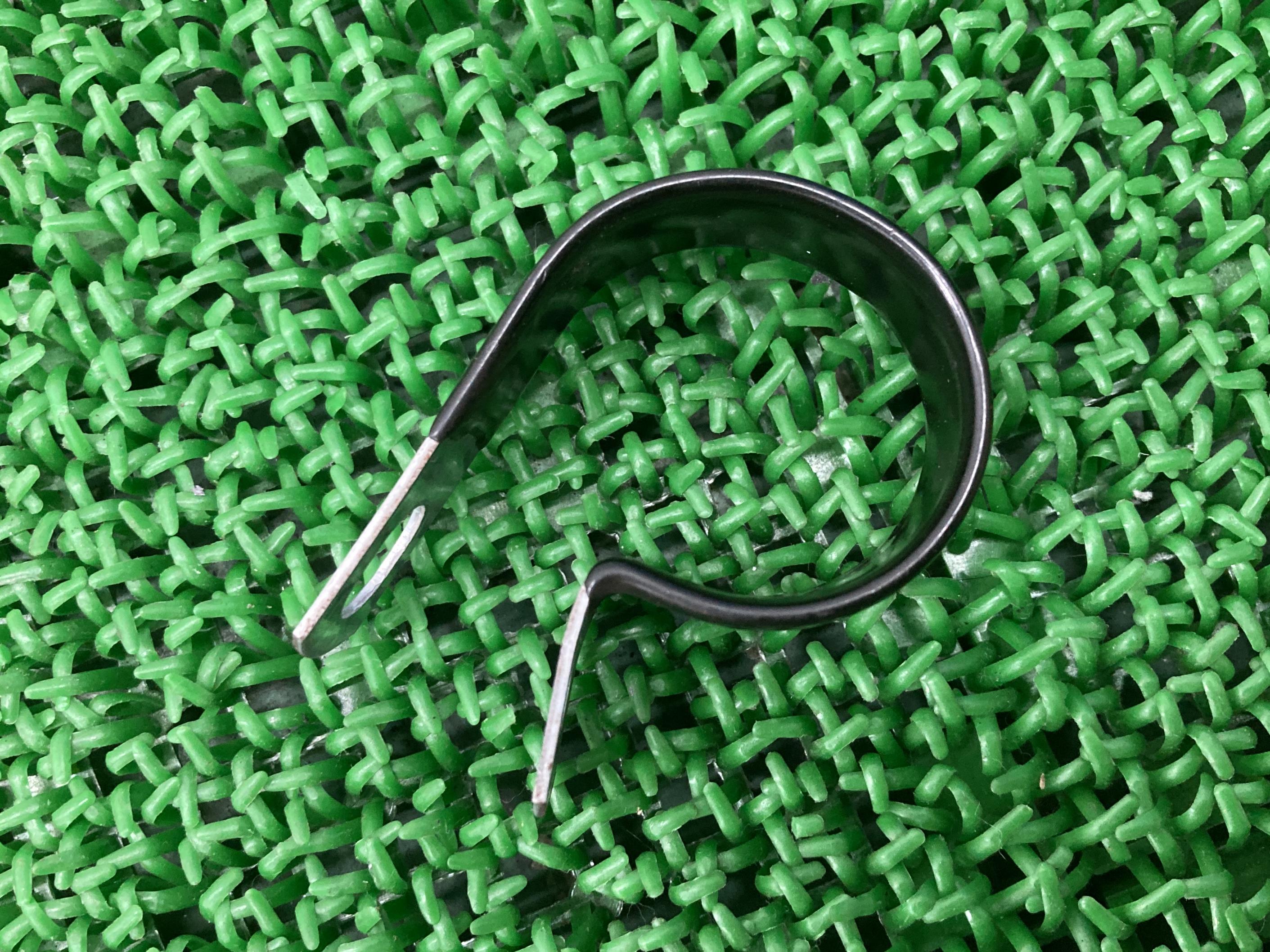 フレームクランプハーレー純正バイク部品サドルバッグサポートPクランプ曲がり無し品薄希少品車検Genui..