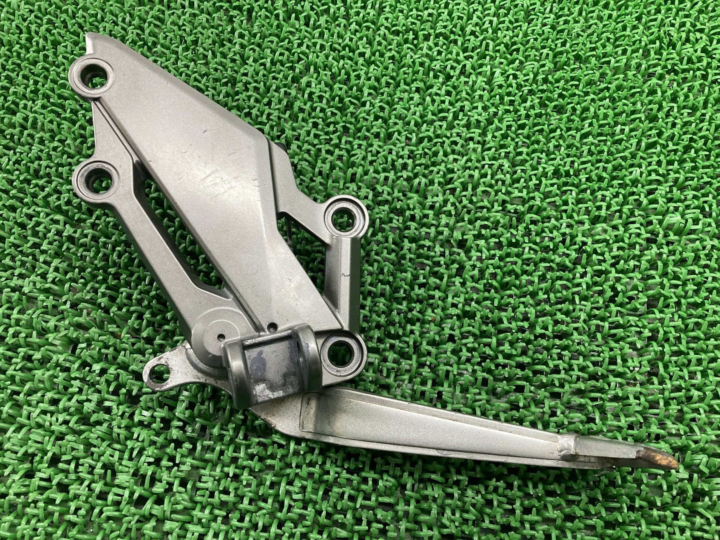 NINJA250 ステップ 右 カワサキ 純正 バイク 部品 EX250L ニンジャ250 ブレーキペダル ペイント素材に 曲がり無し 車検 Genuine 【...