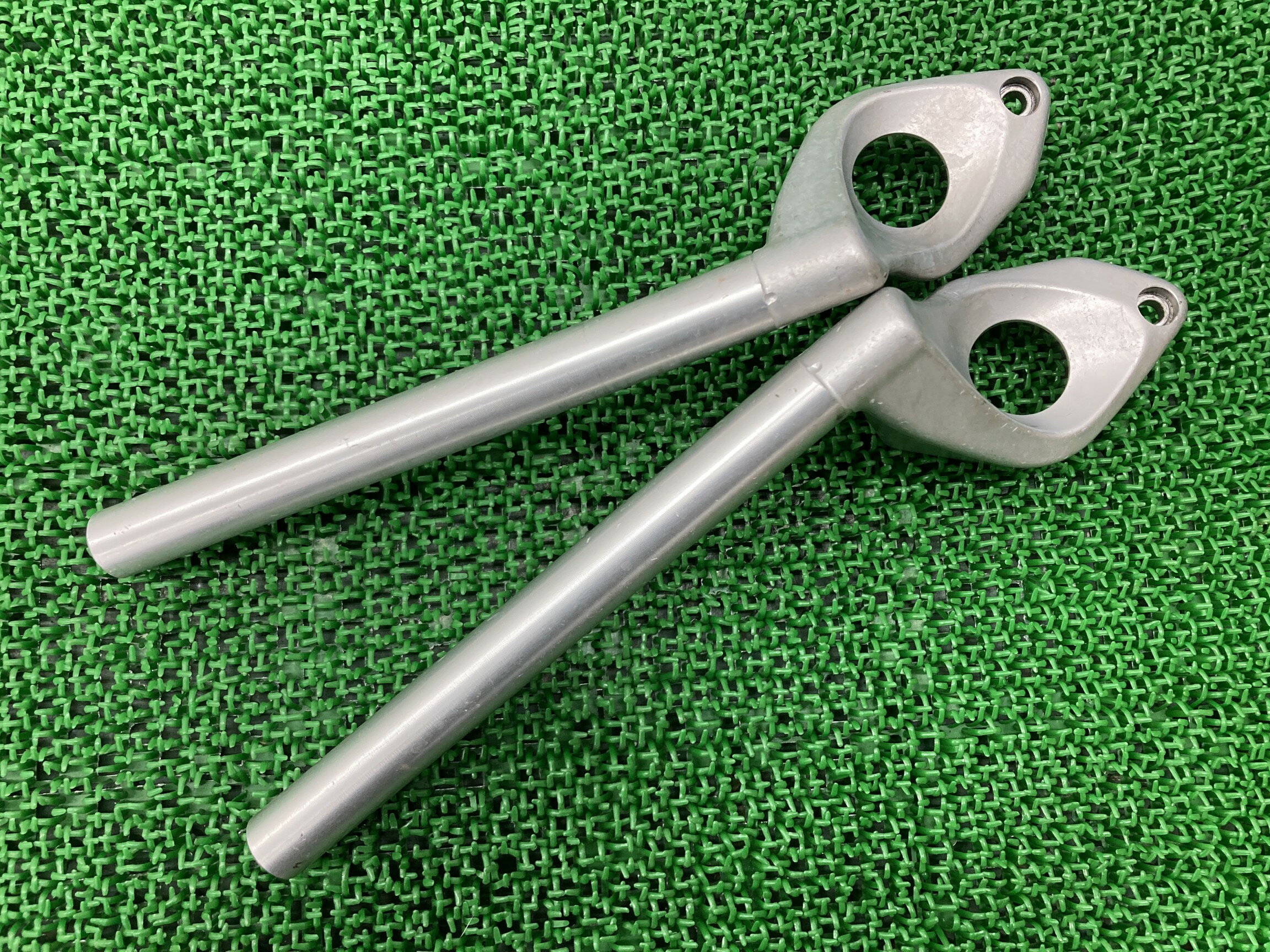 ST2ST4ѥ졼ȥϥɥ뺸ɥƥХ50եѥϥʤ̵ʼָGenuineš 18