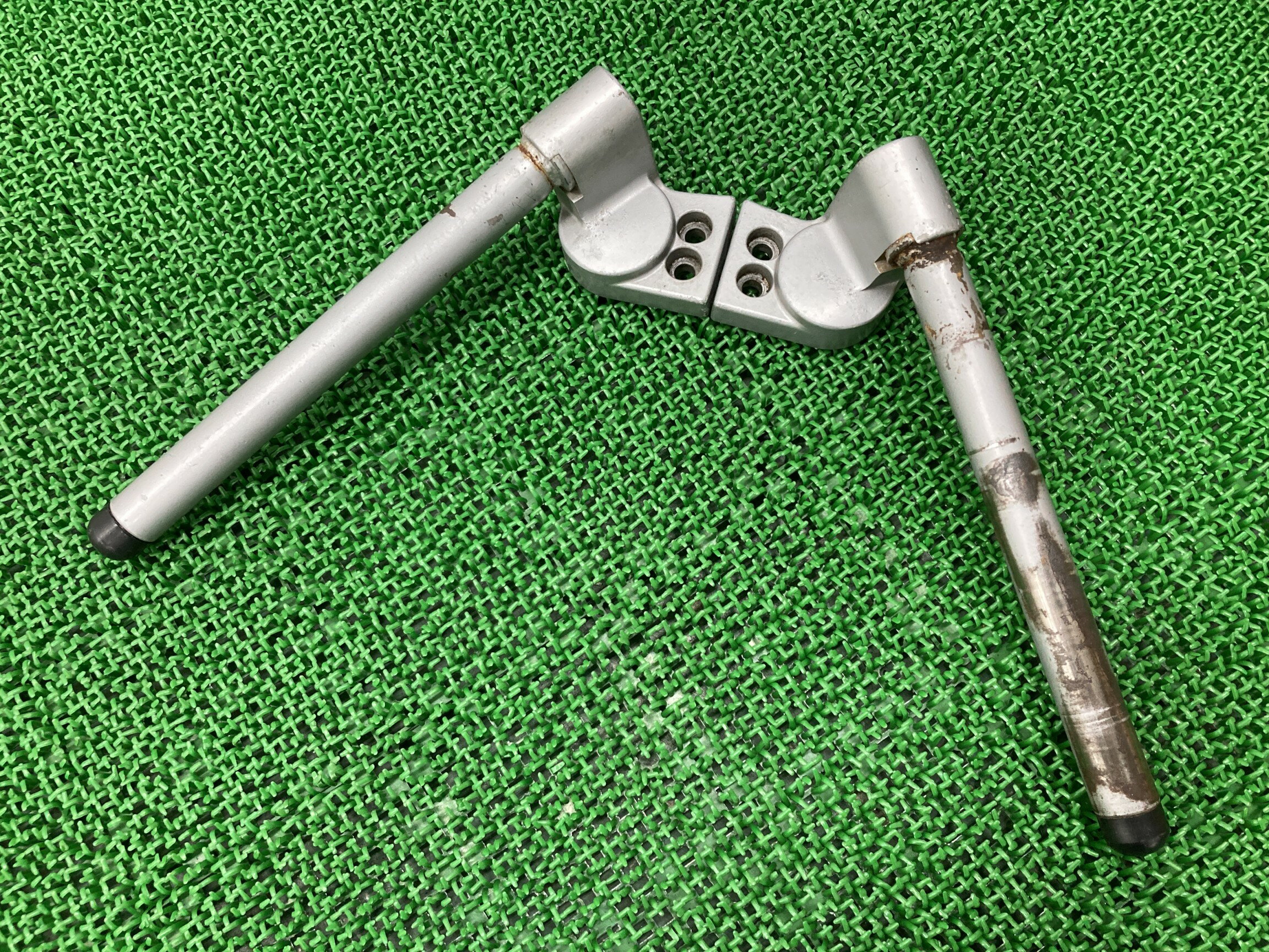 GPZ400Rセパレートハンドル左右カワサキ純正バイク部品ZX400Dφ36セパハンバーエンド曲がり無し品薄車検Genuine【中古】 17