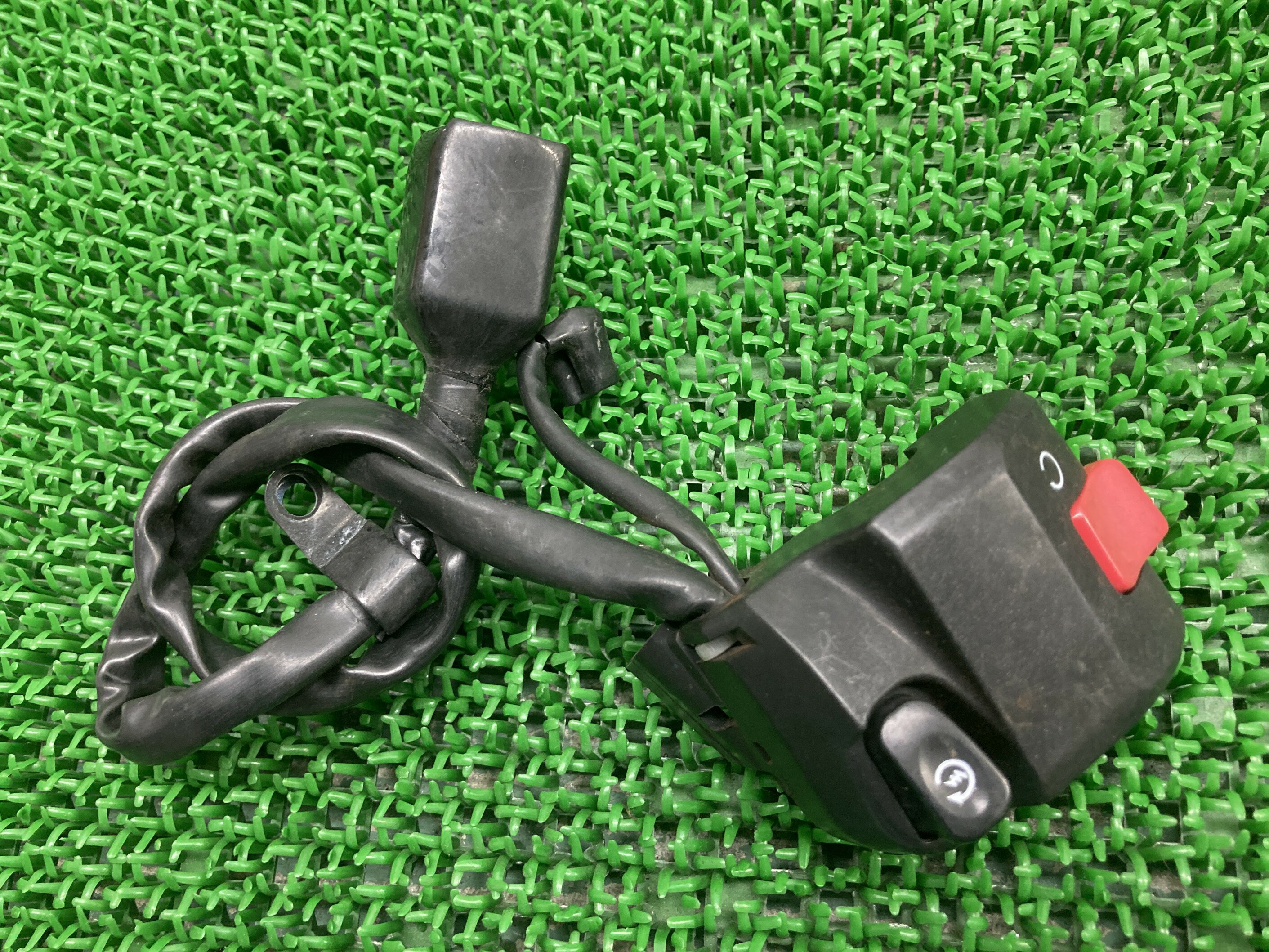 NINJA250Rハンドルスイッチ右カワサキ純正バイク部品EX250Kニンジャ250Rスイッチボックス品薄希少品車検Genuine【中古】 54