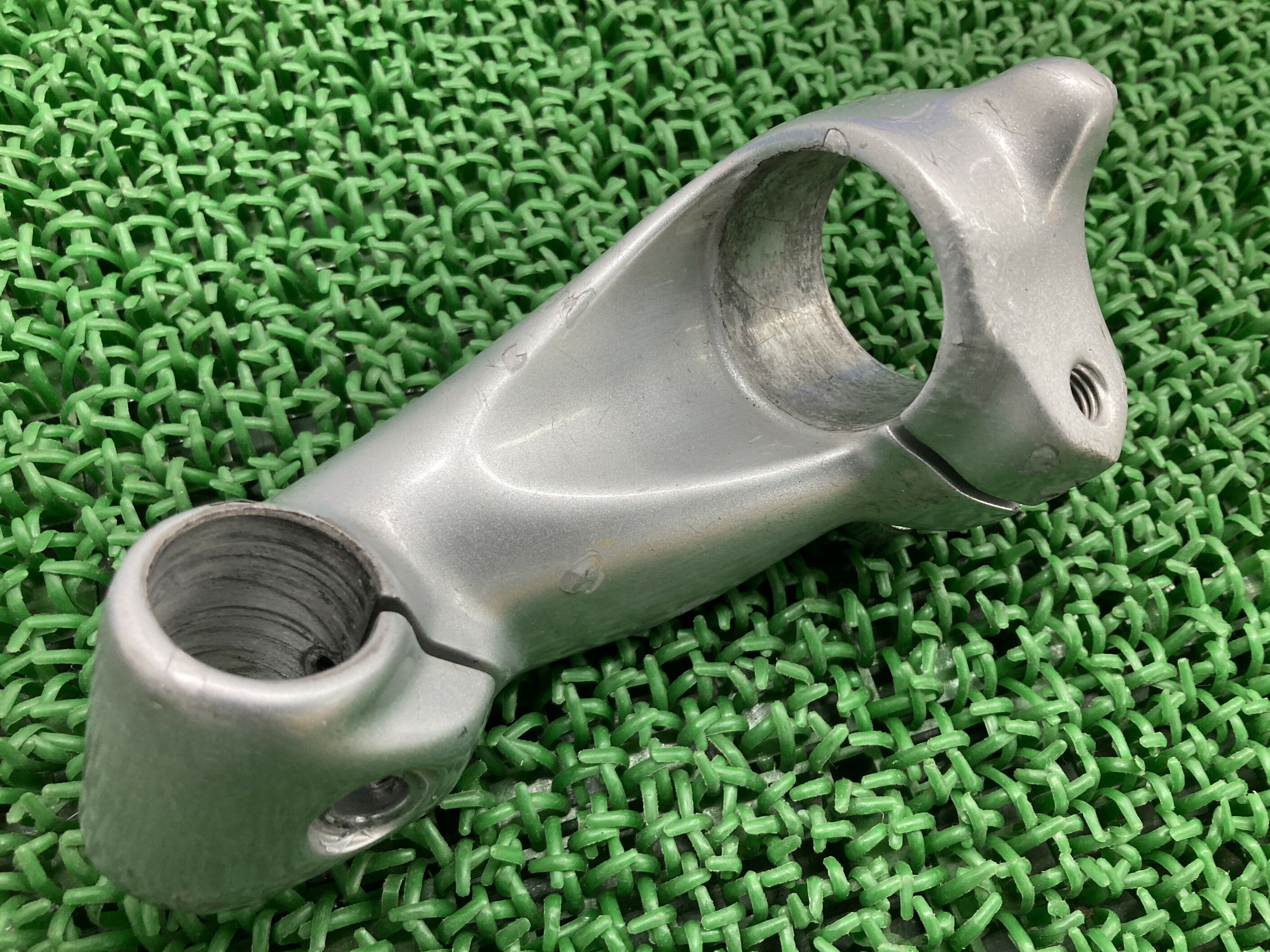 GSR250セパレートハンドルブラケット左スズキ純正バイク部品GJ55D37φクランプホルダー曲がり無し品薄車検Genuine【中古】 38