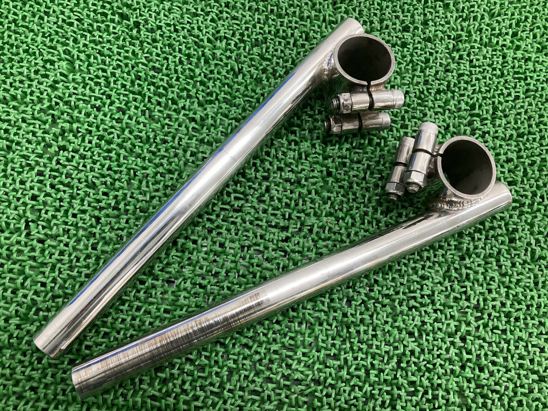 SR400セパレートハンドル左右社外バイク部品1JRRH01JRH03Jセパハン35φカフェ仕様に【中古】 35