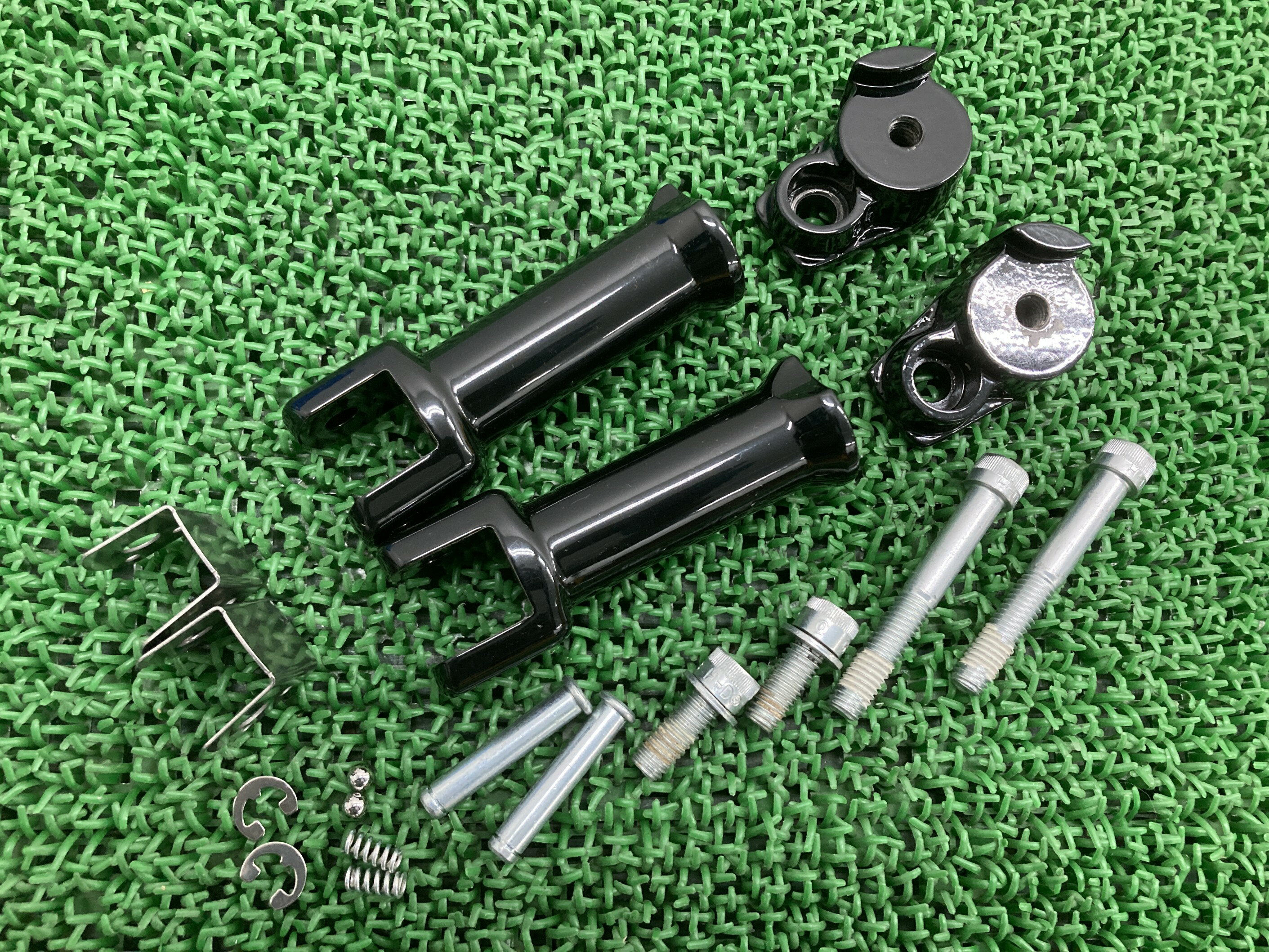 FXDR114パッセンジャーフットペグアダプターキット左右ハーレー純正バイク部品品番50501128ソフテイル極上品ハイクオリティ曲がり無し車検Genuine【中古】 63