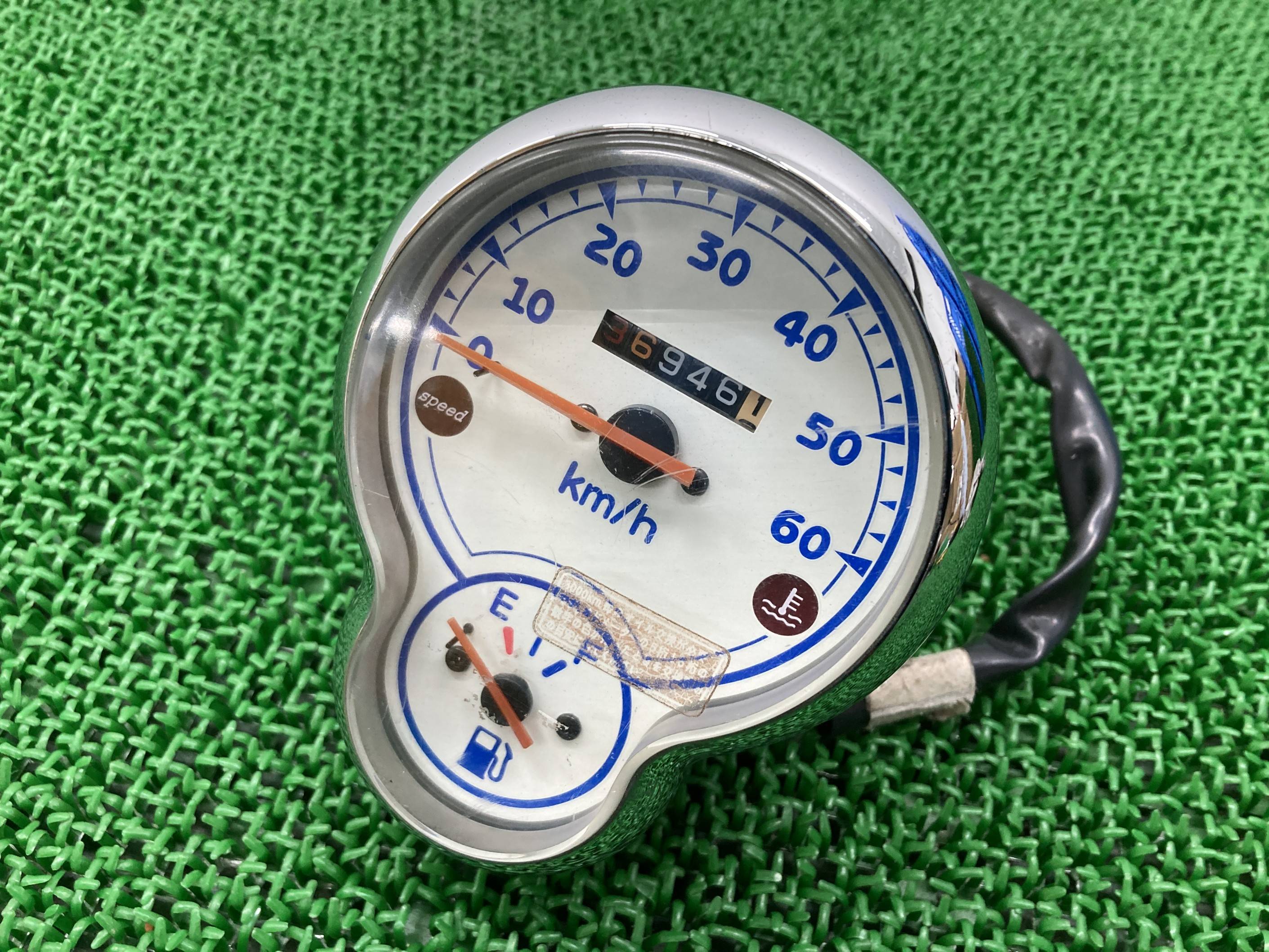 ビーノ メーター 13P ヤマハ 純正 バイク 部品 SA26J Vino スピードメーター 割れ欠け無し 品薄 車検 Genuine 【中古】 Vr