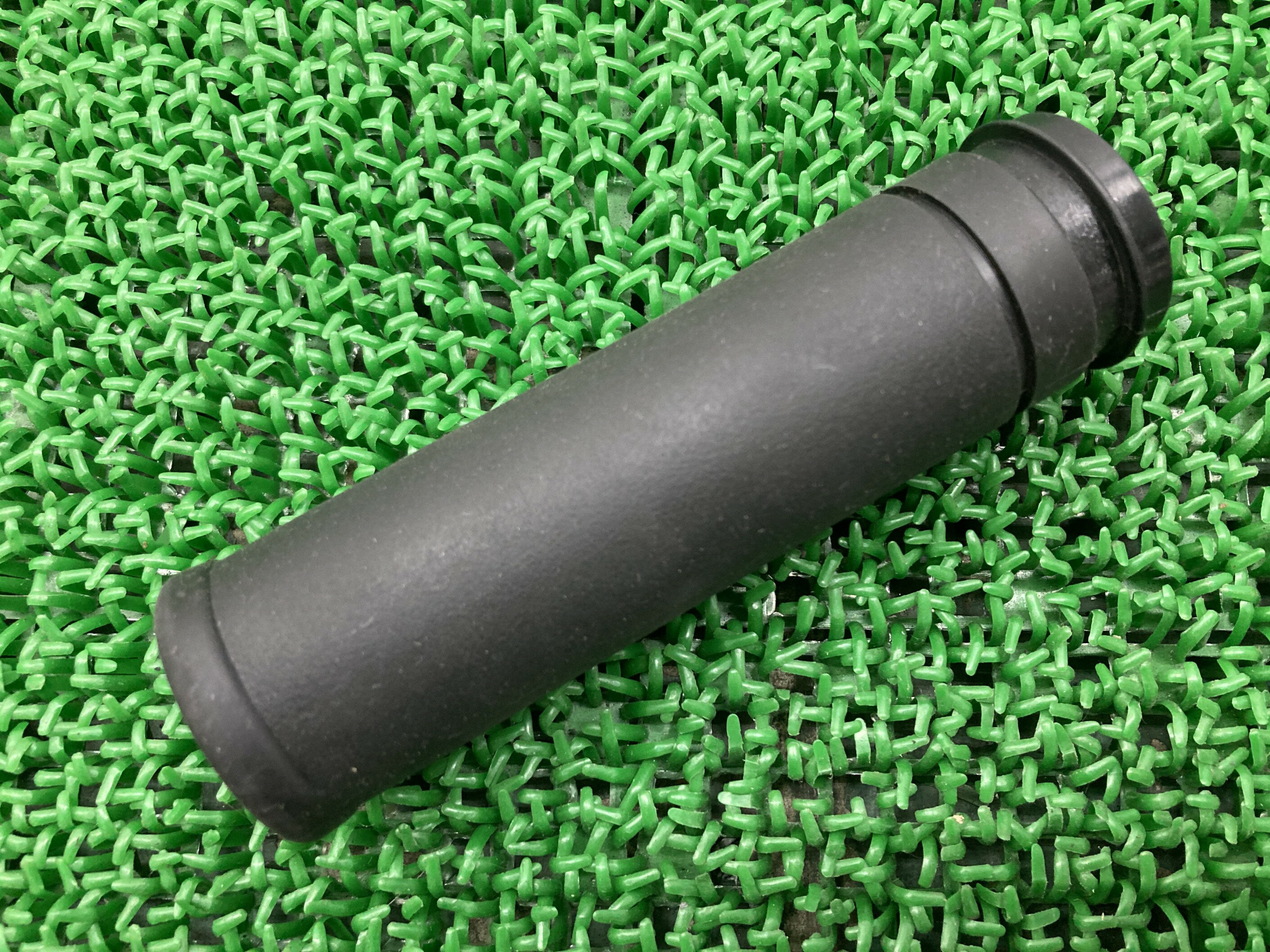 FXBRS1870スロットルコーンハーレー純正バイク部品ソフテイルブレイクアウト114電子スロットルアクセルカラーハンドルグリップ割れ欠け無し車検Genuine...