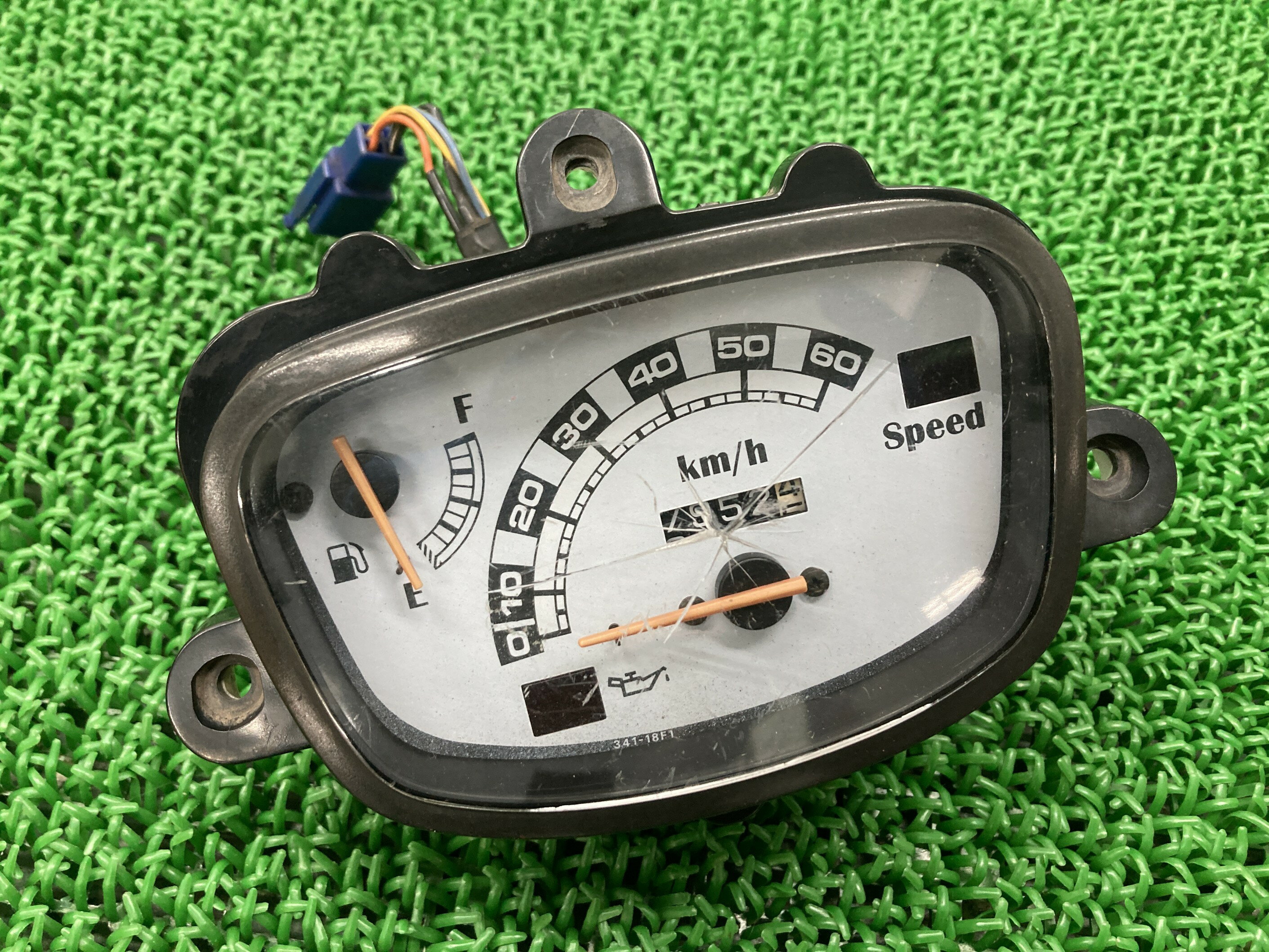 ヴェルデ50 メーター スズキ 純正 バイク 部品 CA1MB Verde スピードメーター 修復素材に 品薄 車検 Genuine 【中古】 96
