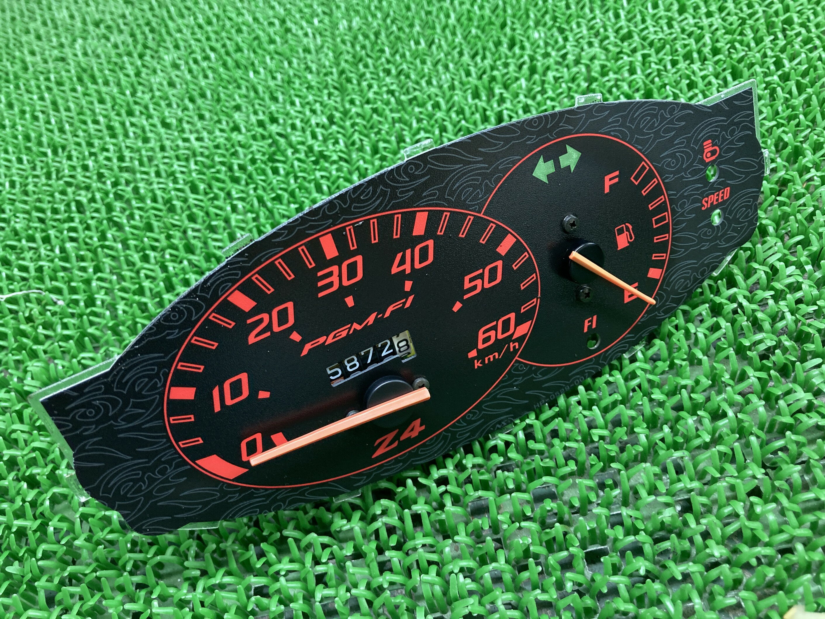 スマートディオZ4スピードメーターホンダ純正バイク部品AF63SmartDioZ4割れ欠け無し品薄希少品車検Genuine【中古】 28