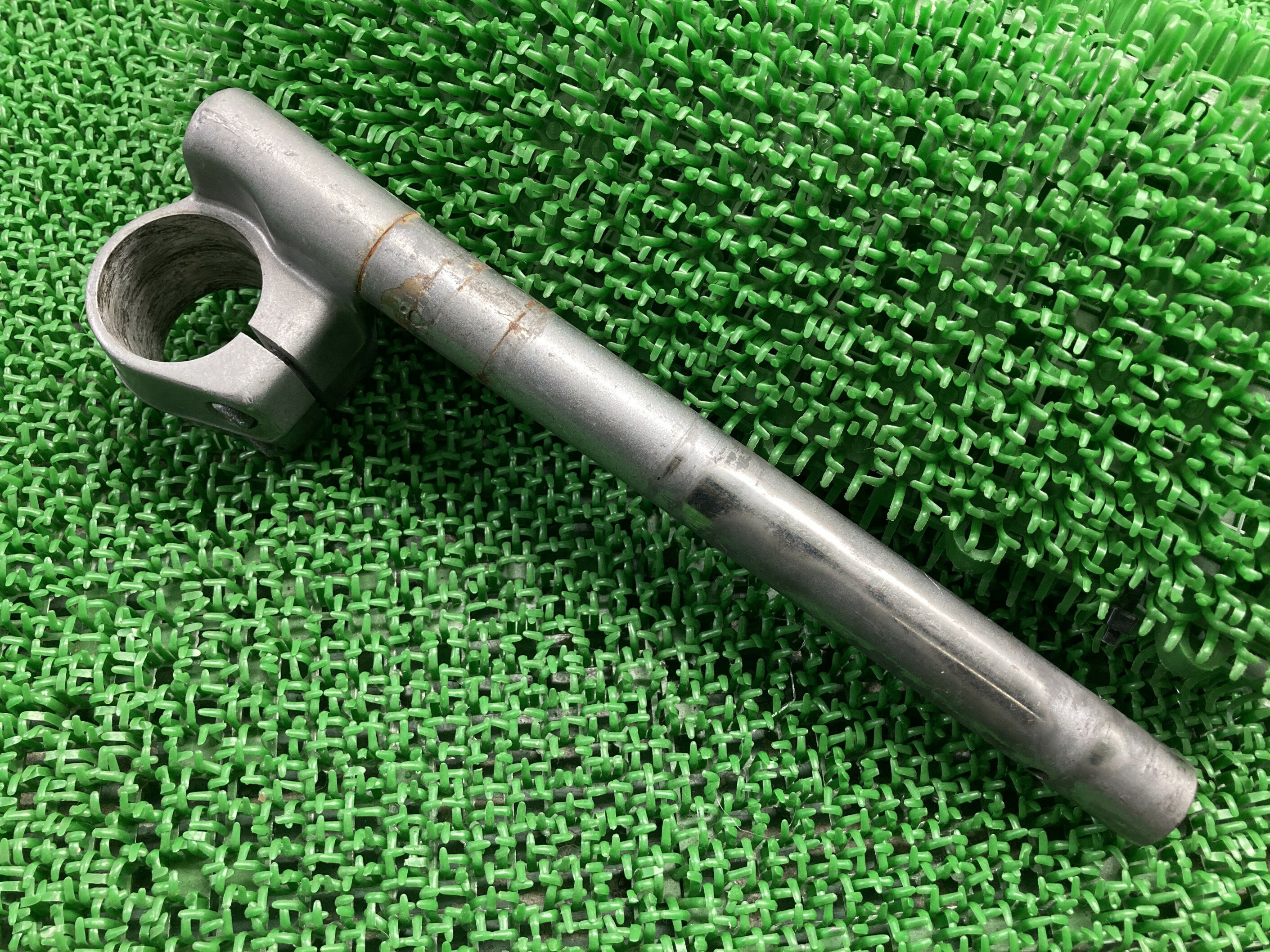 VT250スパーダセパレートハンドル右ホンダ純正バイク部品MC20SPADA37φセパハン曲がり無し品薄車検Genuine【中古】 63