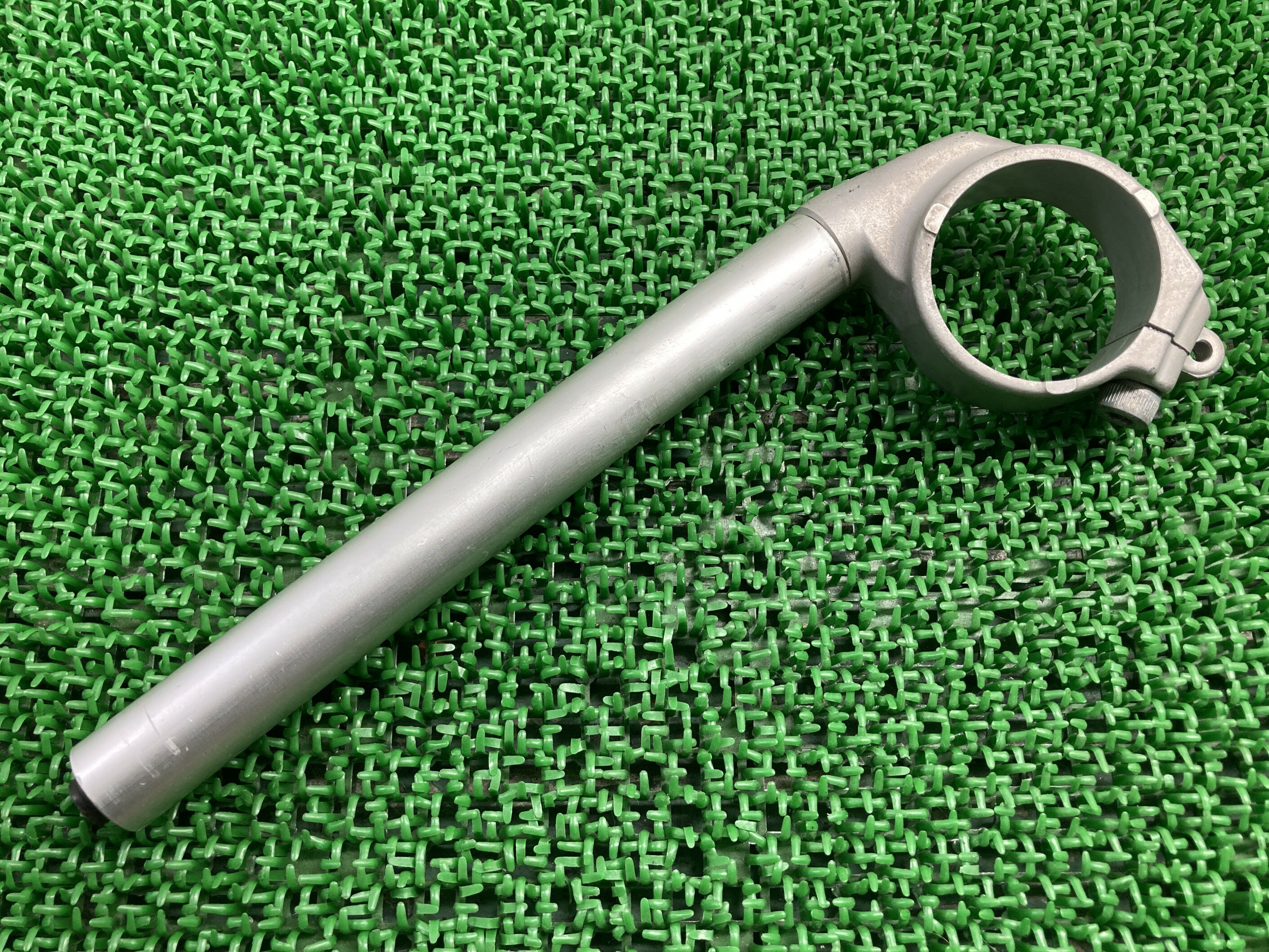 YZF-R1セパレートハンドル右ヤマハ純正バイク部品RN12RN1350φセパハン曲がり無し品薄車検Genuine【中古】 57