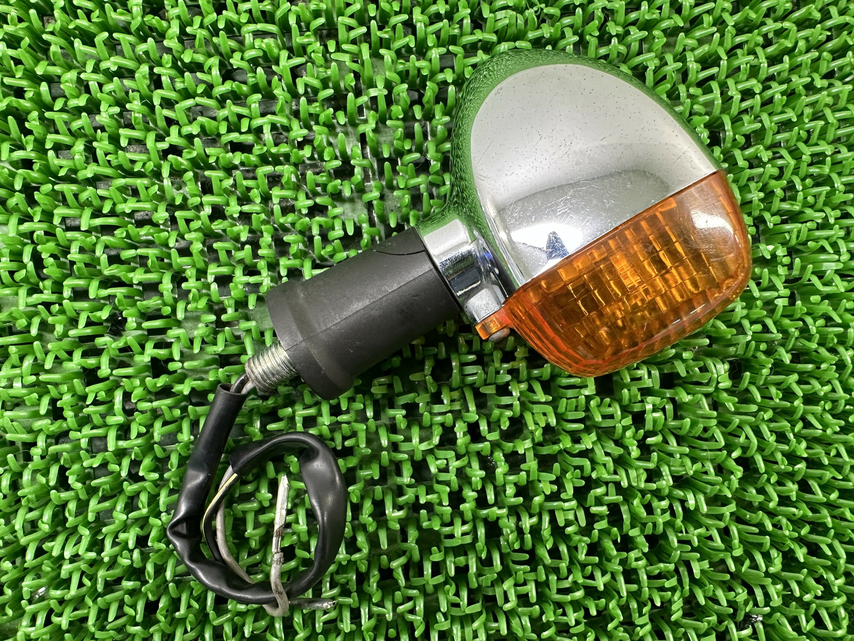 W400 W650 ウインカー カワサキ 純正 バイク 部品 EJ400A EJ650A 修復素材に コケキズ無し 前後左右共通 車検 Genuine 【中古】