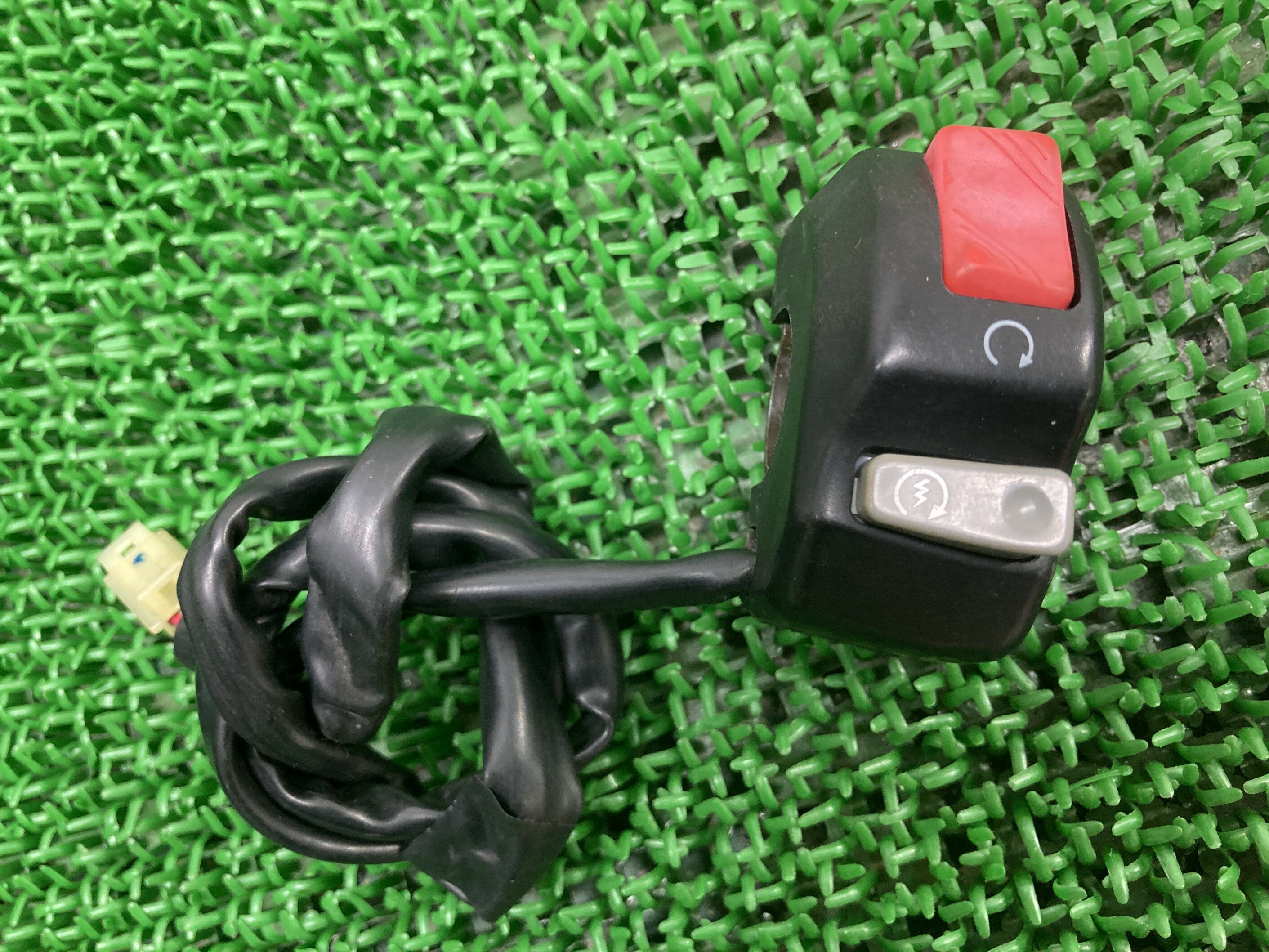 WR250Xハンドルスイッチ右ヤマハ純正バイク部品DG15Jスイッチボックス割れ欠け無し品薄希少品車検Genuine【中古】 21