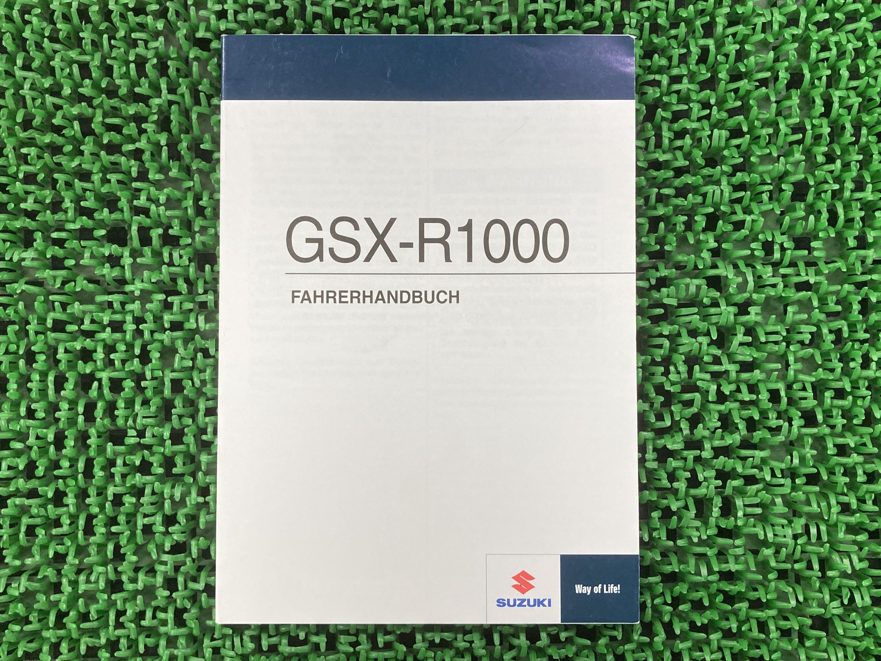 GSX-R1000 取扱説明書 スズキ 正規 バイク 整備書 47H50 K9 ドイツ語版 bs 車検 整備情報 【中古】 Nf