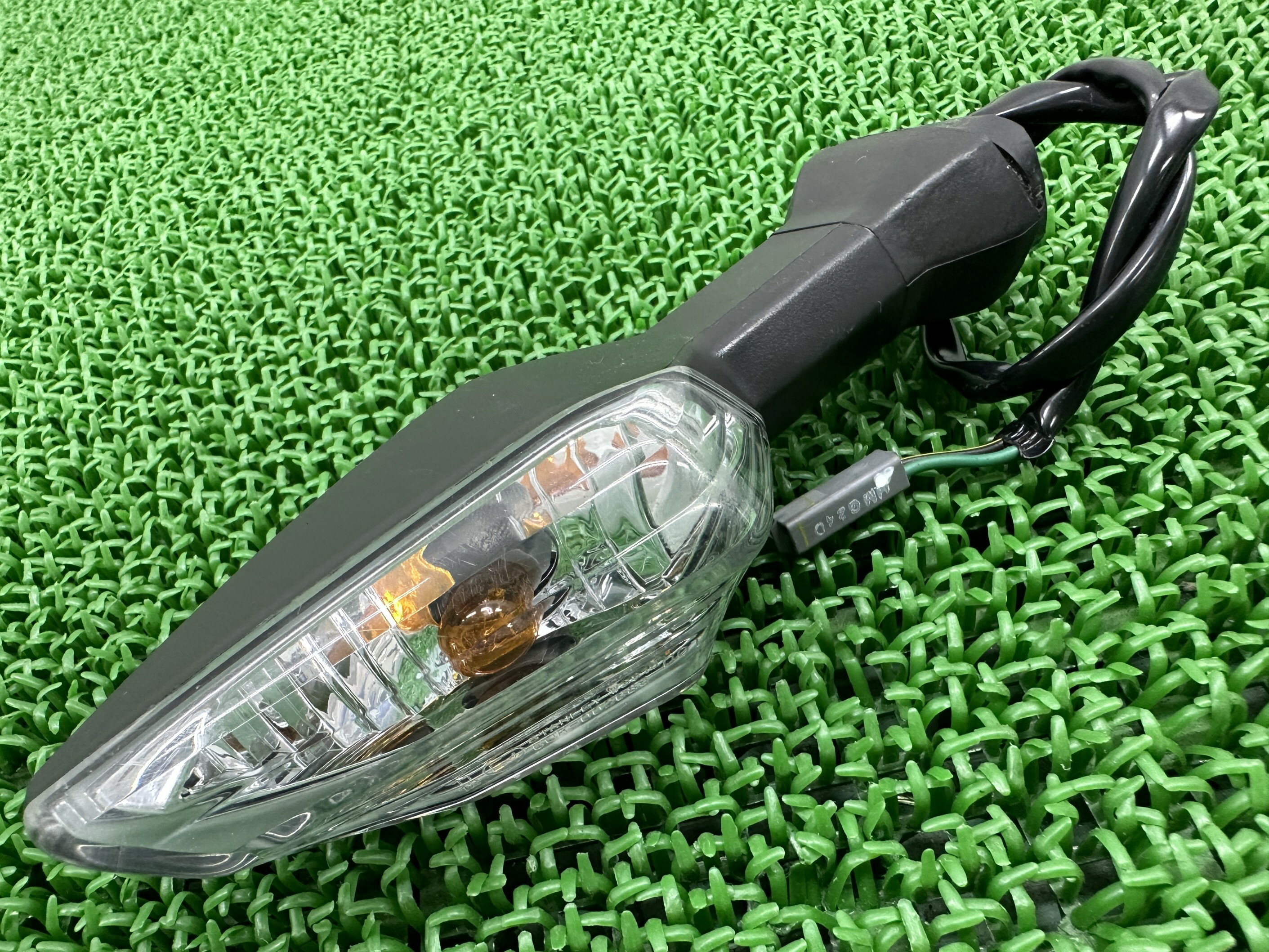 NINJA250 リアウインカー 左 カワサキ 純正 バイク 部品 EX250P ニンジャ250 コンディション良好 割れ欠け無し NINJA400 車検 Genuine 【中古】