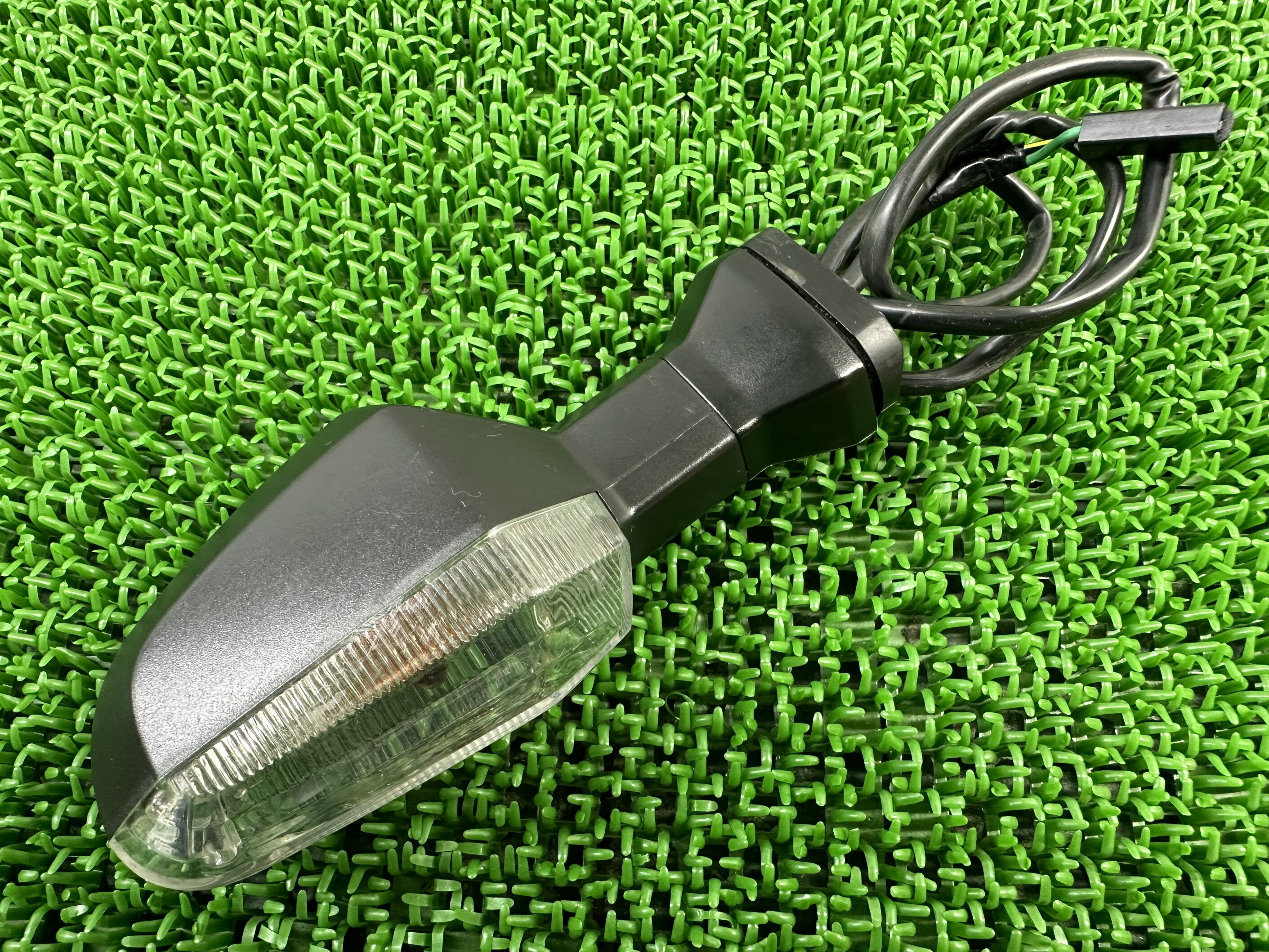 NINJA250 リアウインカー 左 カワサキ 純正 バイク 部品 EX250L 004200 90290 ニンジャ250 コンディション良好 割れ欠け無し 車検 Genuine 【中古】