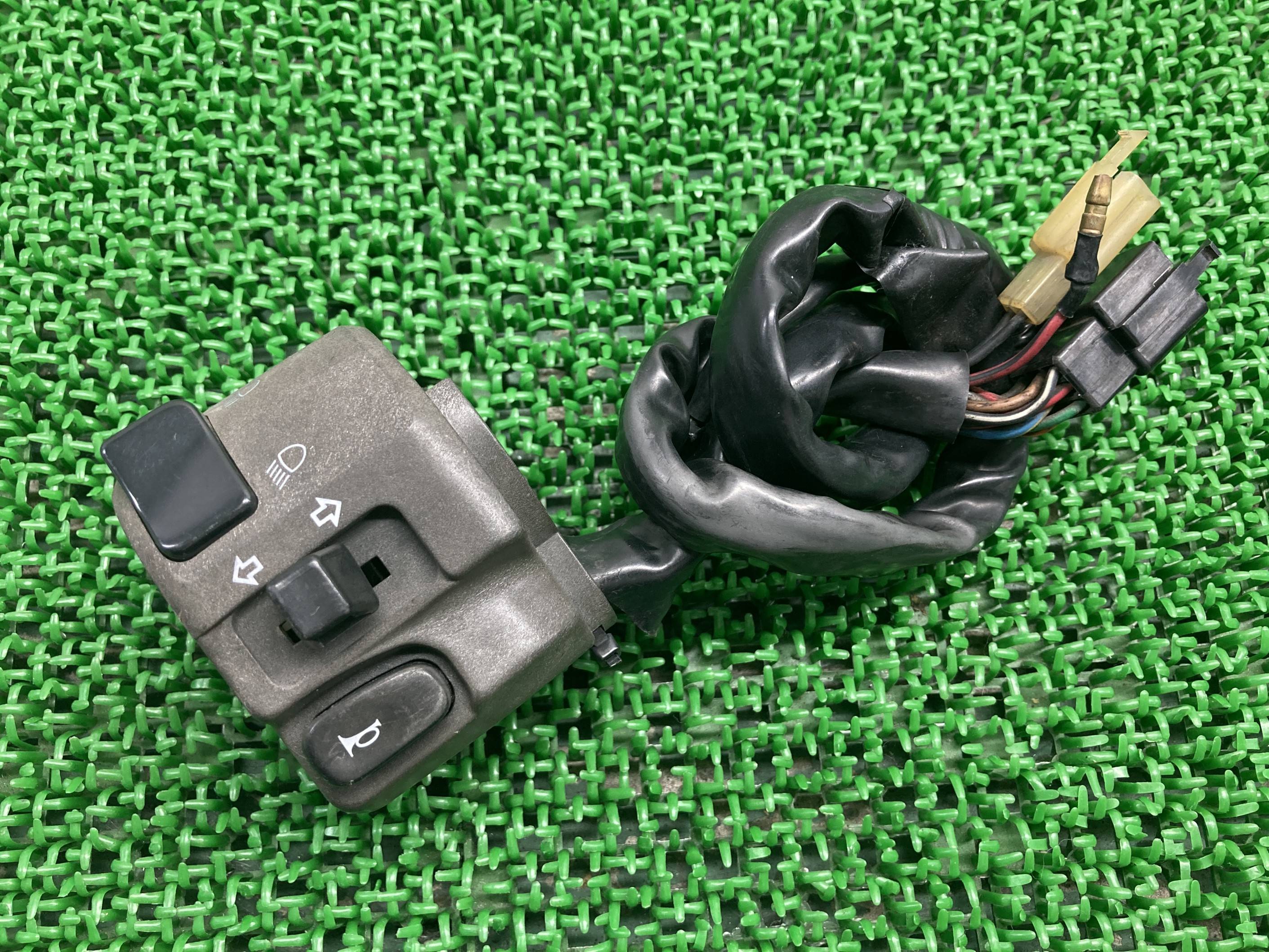 ZRX1200Sハンドルスイッチ左カワサキ純正バイク部品ZRT20Aスイッチボックス割れ欠け無し品薄希少品車検Genuine【中古】 82