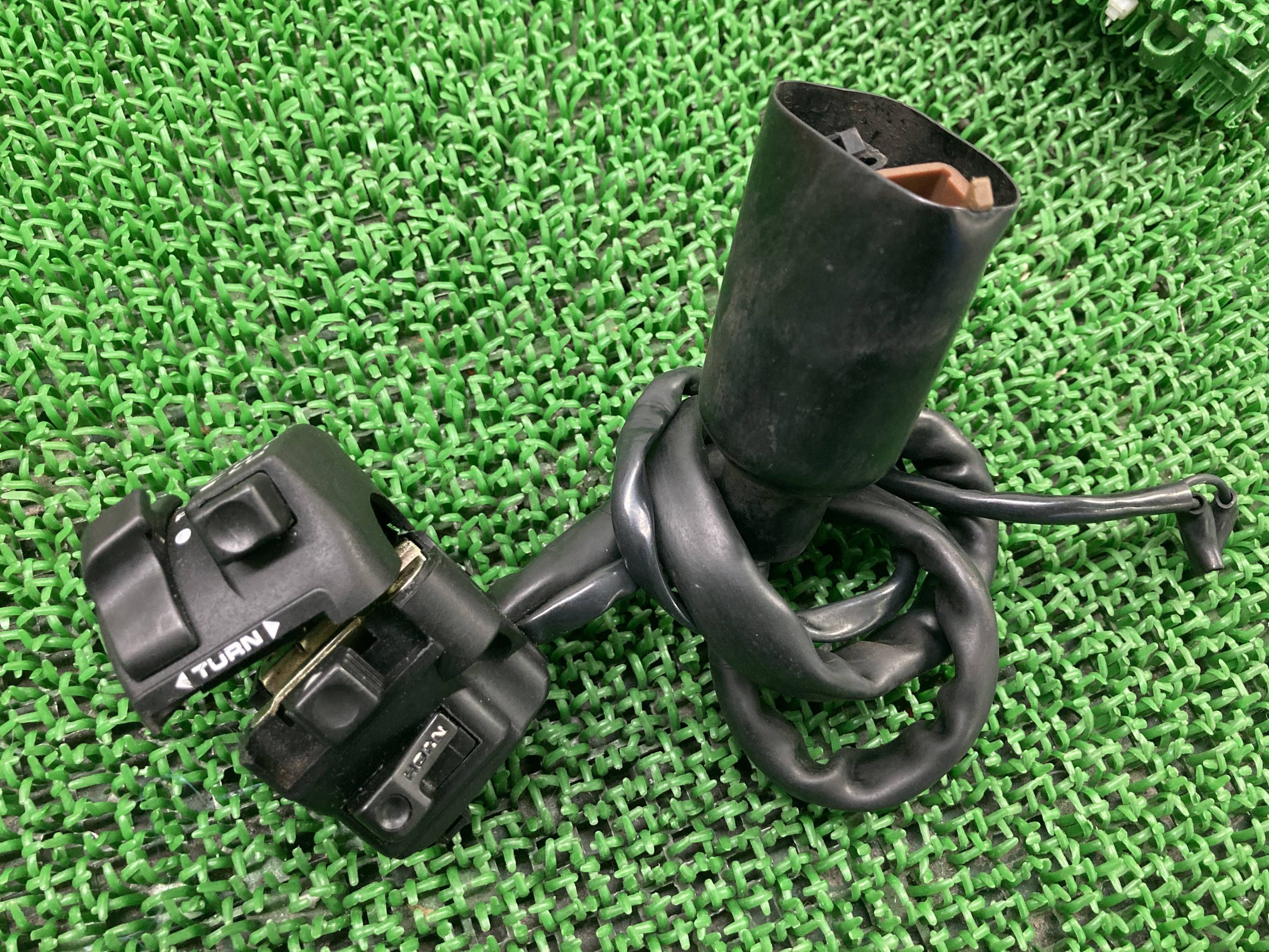 VFR400Rϥɥ륹åۥХNC30åܥå礱̵ʼָGenuineš 35