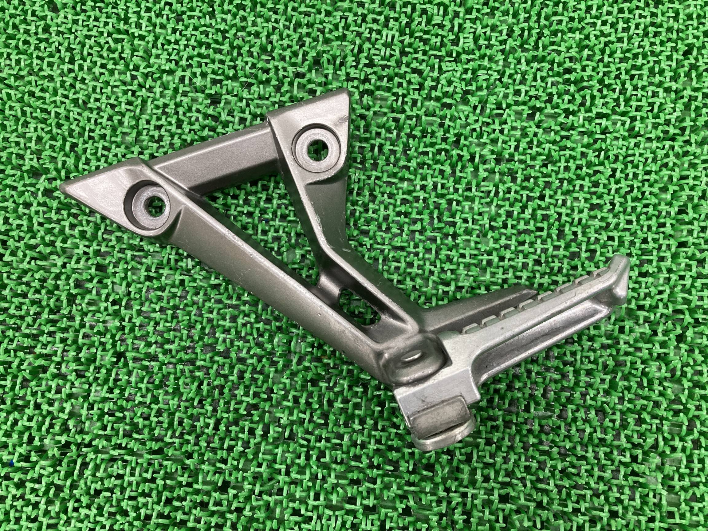 NINJA250 タンデムステップ 左 カワサキ 純正 バイク 部品 EX250L ニンジャ250 ペグ 品薄 希少品 車検 Genuine 【中古】 97