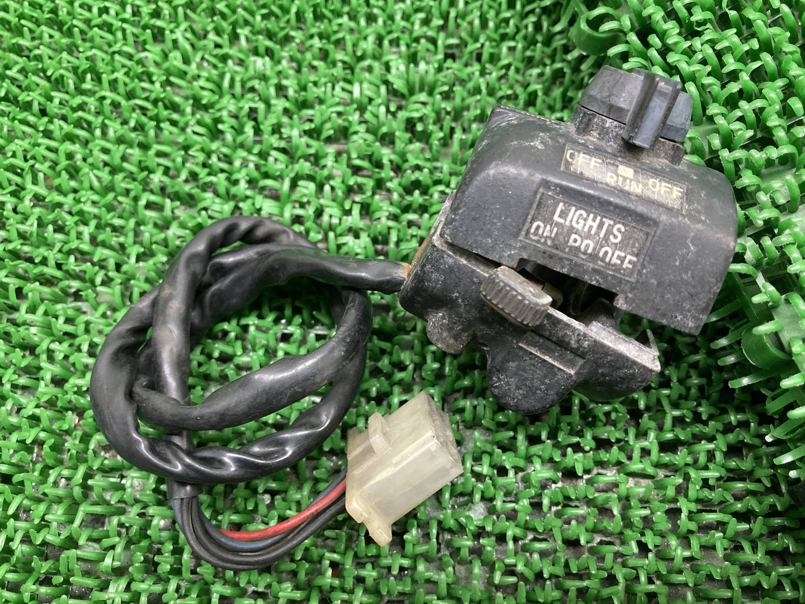 RZ250RZ350ハンドルスイッチ右ヤマハ純正バイク部品4L34U0スイッチボックス当時物修復素材にコケキズ無し車検Genuine【中古】 81