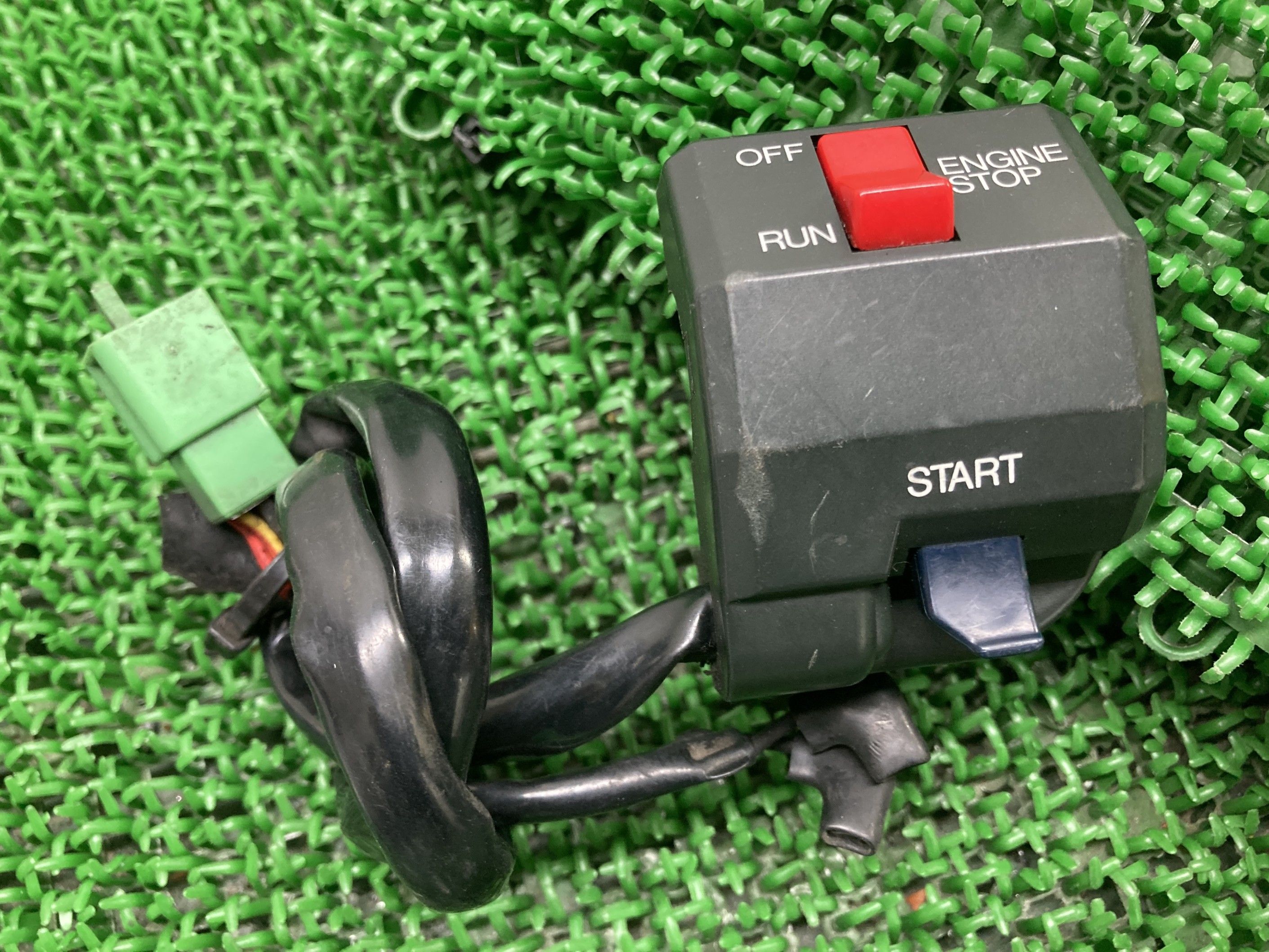 ե1100ϥɥ륹å掠ХZR1100AZRT10AZEPHYR1100åܥå̵ָGenuine...