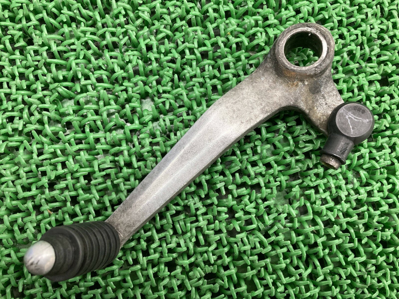 TZR250RS シフトペダル 3XV ヤマハ 純正 バイク 部品 チェンジペダル 曲がり無し 品薄 希少品 車検 Genuine 【中古】 rD