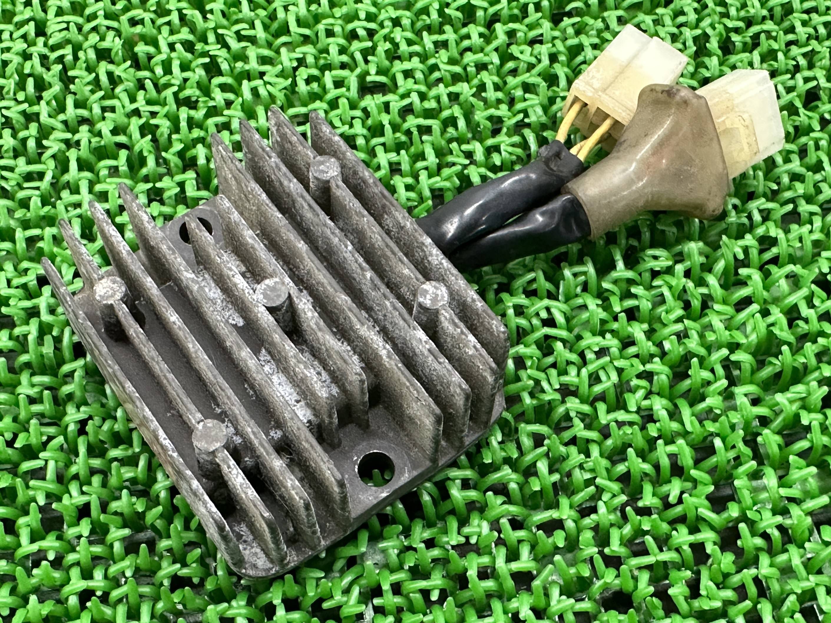 レブル250 レギュレター ホンダ 純正 バイク 部品 MC13 REBEL レギュレーター レクチファイヤー 機能的問題なし 車検 Genuine 【中古】 lW