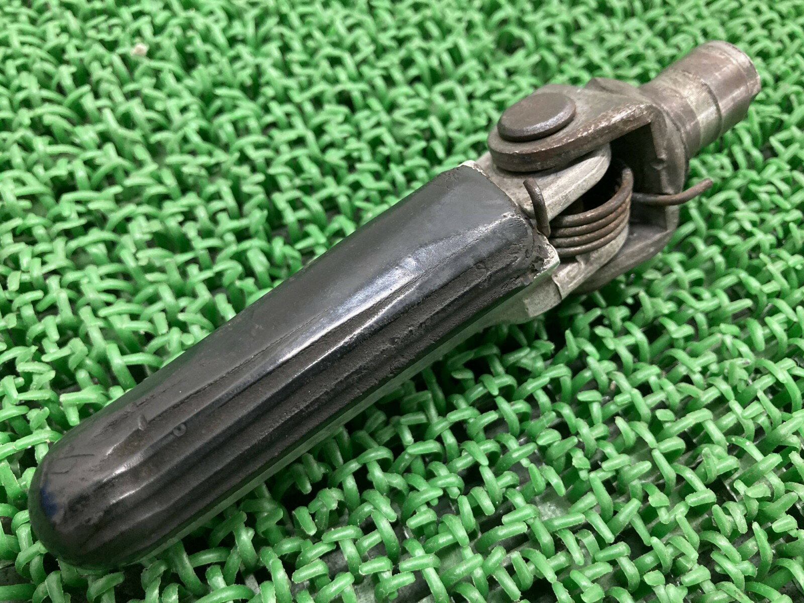 RVF400 ステップペグ 左 ホンダ 純正 バイク 部品 NC35 メインステップ 修復素材やペイント素材に 品薄 希少品 車検 Genuine 【中古】 Pw