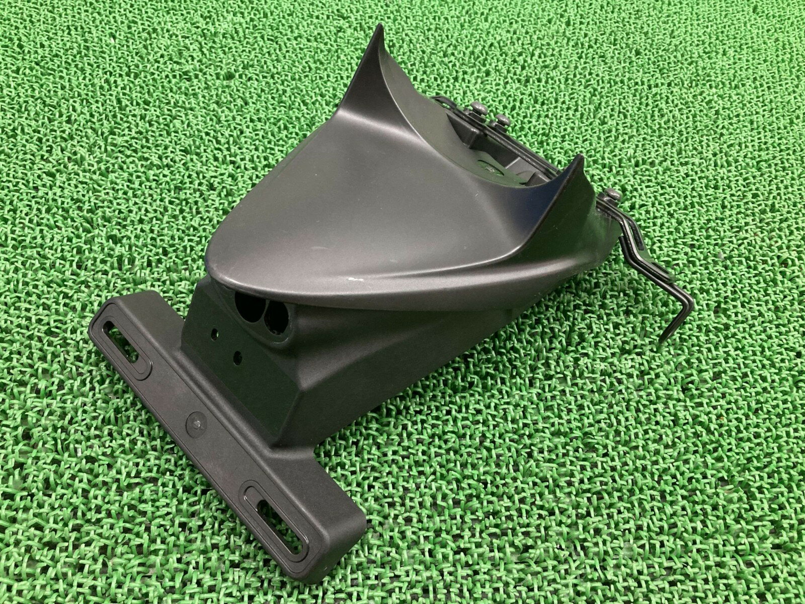 Z900RS リアフェンダー 35019-0662 カワサキ 純正 バイク 部品 ZR900C 荷掛けフック リアフェンダース..