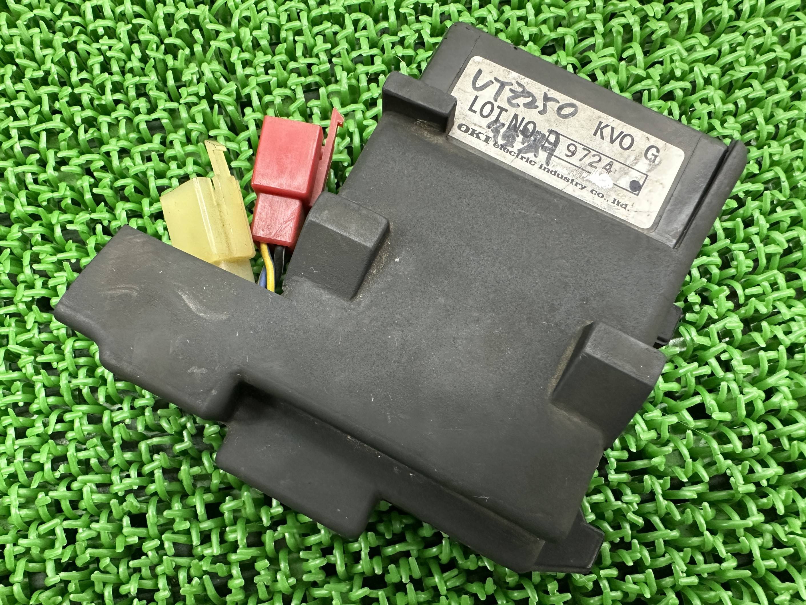 VTZ250 イグナイター ホンダ 純正 バイク 部品 MC15 KV0G 後期 ケース付 CDI スパークユニット 車検 Genuine 【中古】 Jb