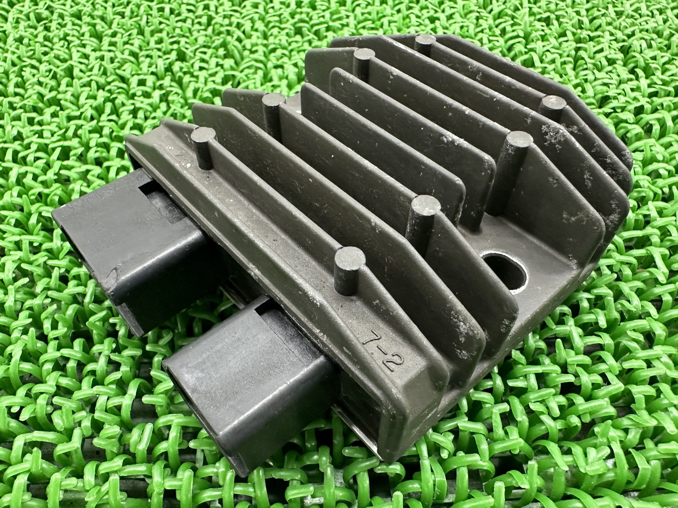 フォルツァ レギュレター ホンダ 純正 バイク 部品 MF10 5ピン FORZA FAZE CBR1000RR 車検 Genuine 【中古】 Vn