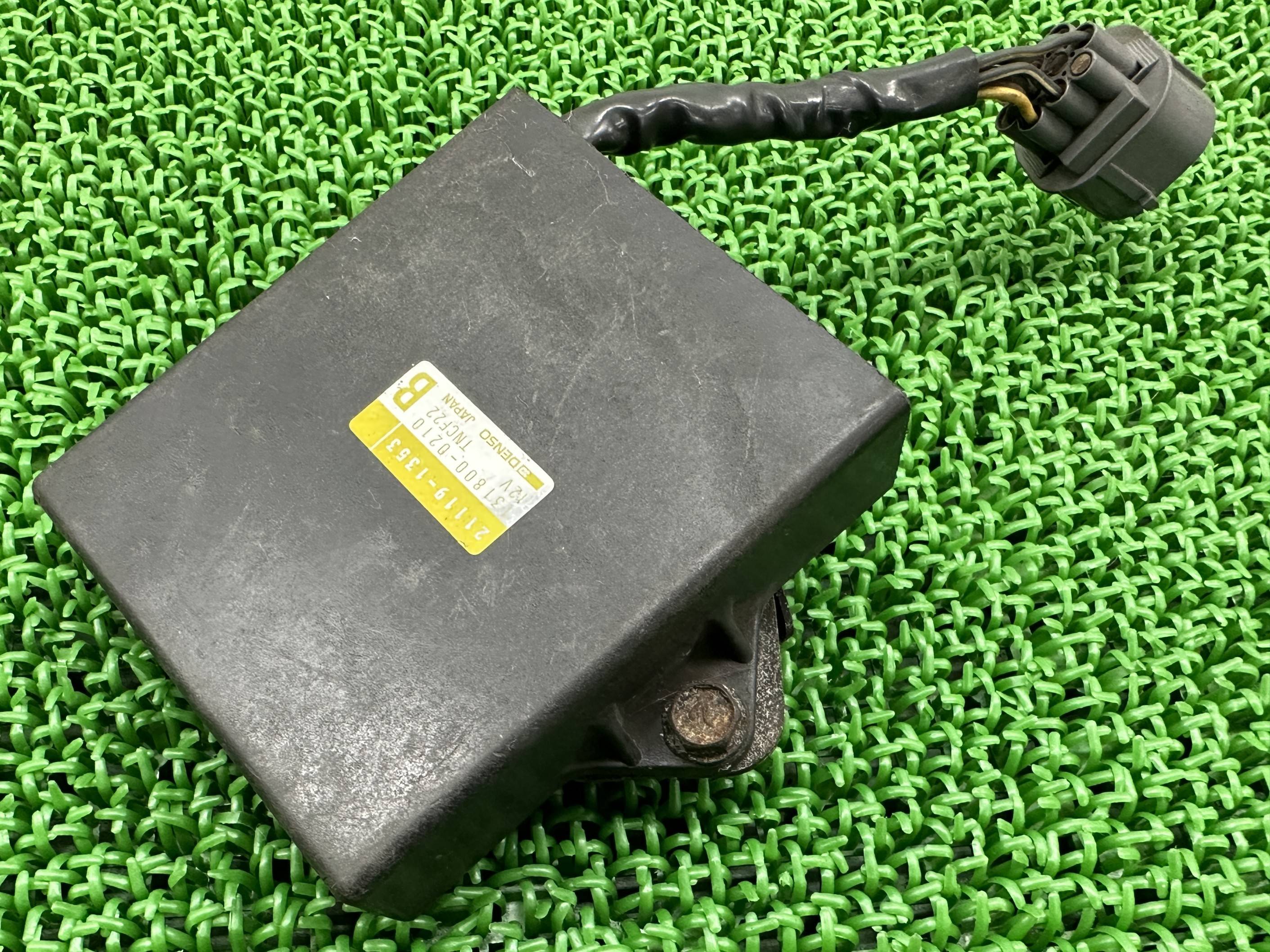 エストレヤ イグナイター カワサキ 純正 バイク 部品 BJ250A エストレア CDI スパークユニット 機能的問題なし 車検 Genuine 【中古】 Xo