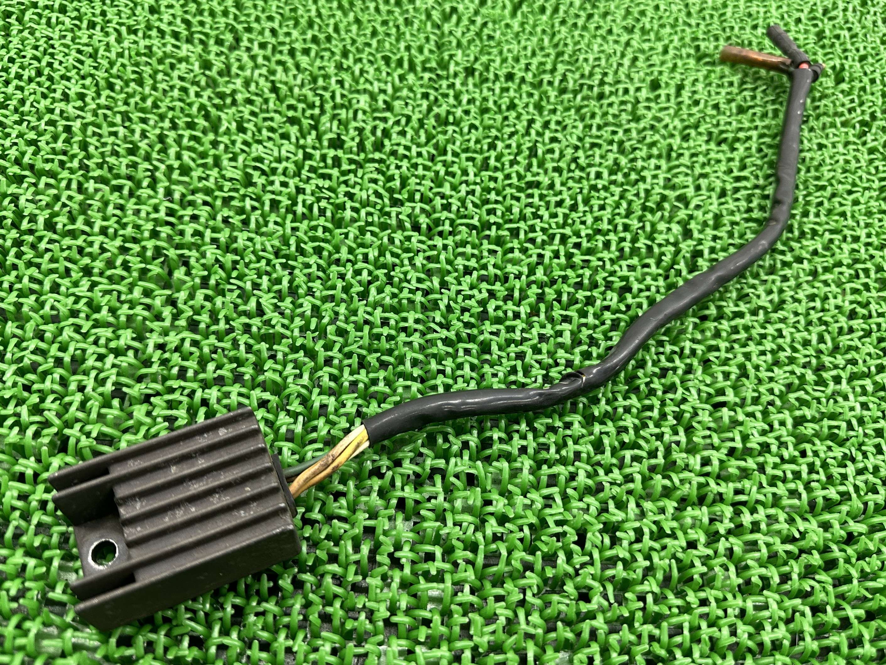 XLR250 レギュレター ホンダ 純正 バイク 部品 MD22 レギュレーター レクチファイア カプラー加工済 機能的問題なし 車検 Genuine 【中古】 uR